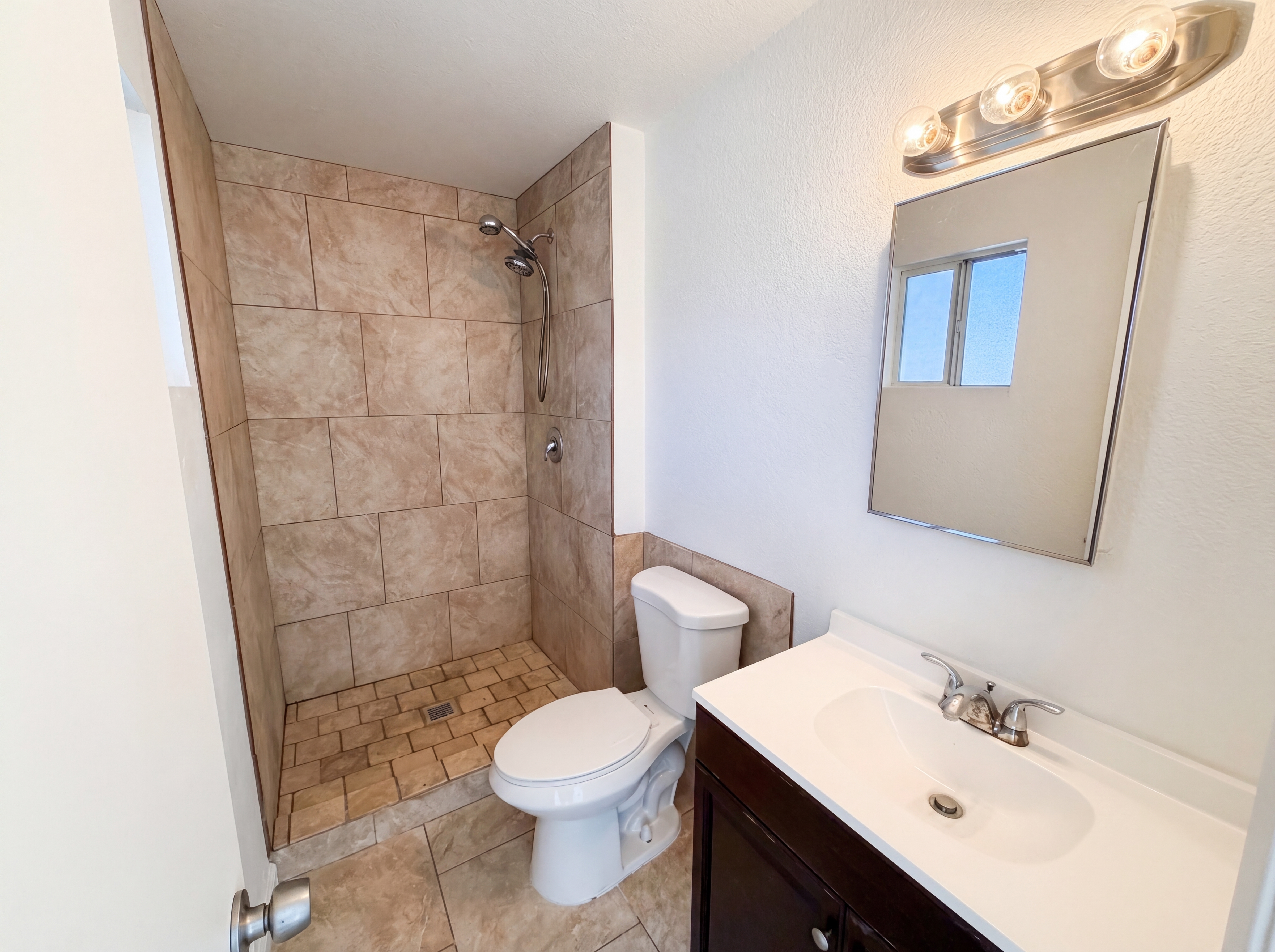 Photo 18 of 32 of 8107 W Meadowbrook Ave, Phoenix, AZ