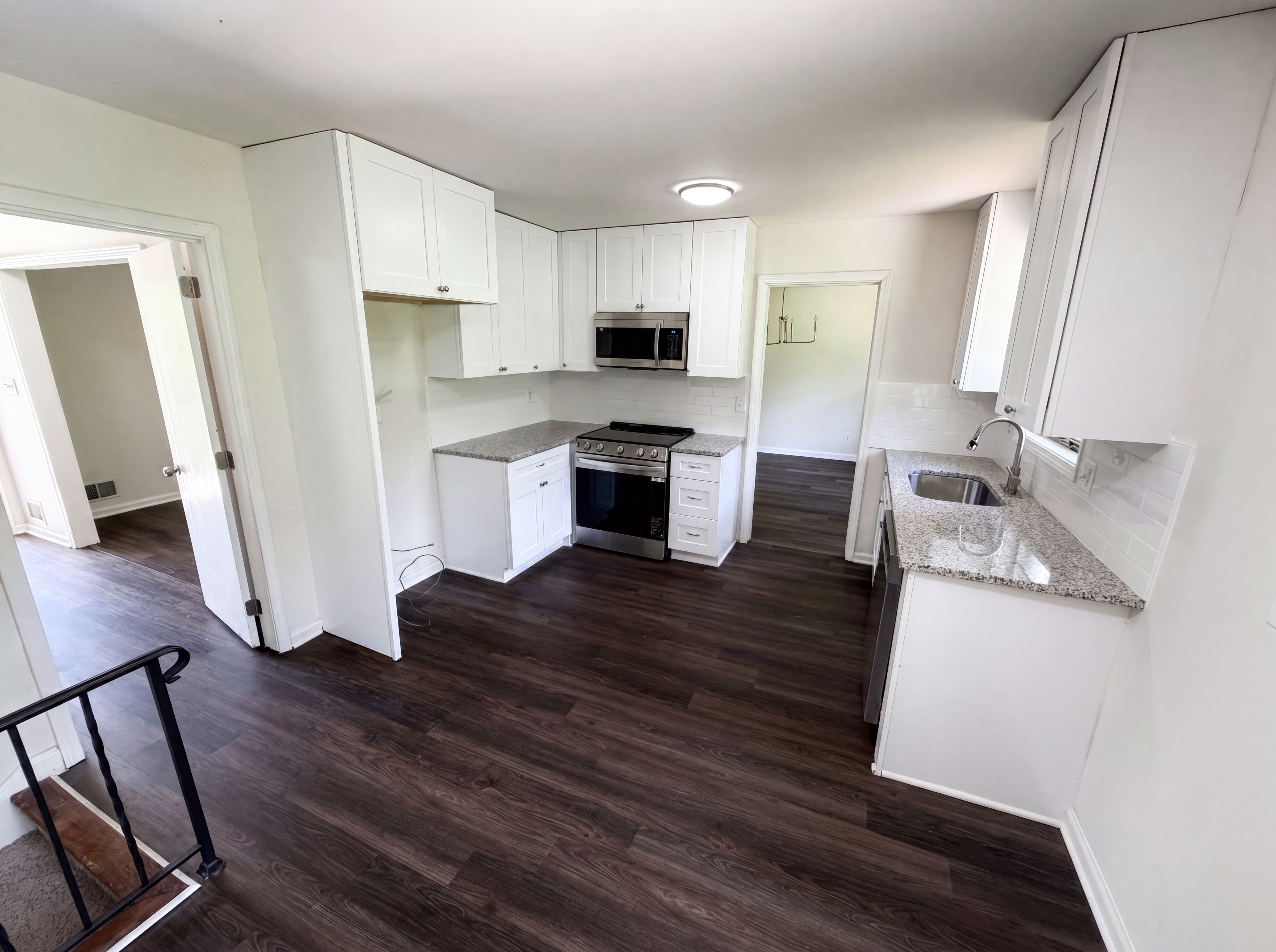 Photo 13 of 33 of 2904 Marlin Dr, Atlanta, GA