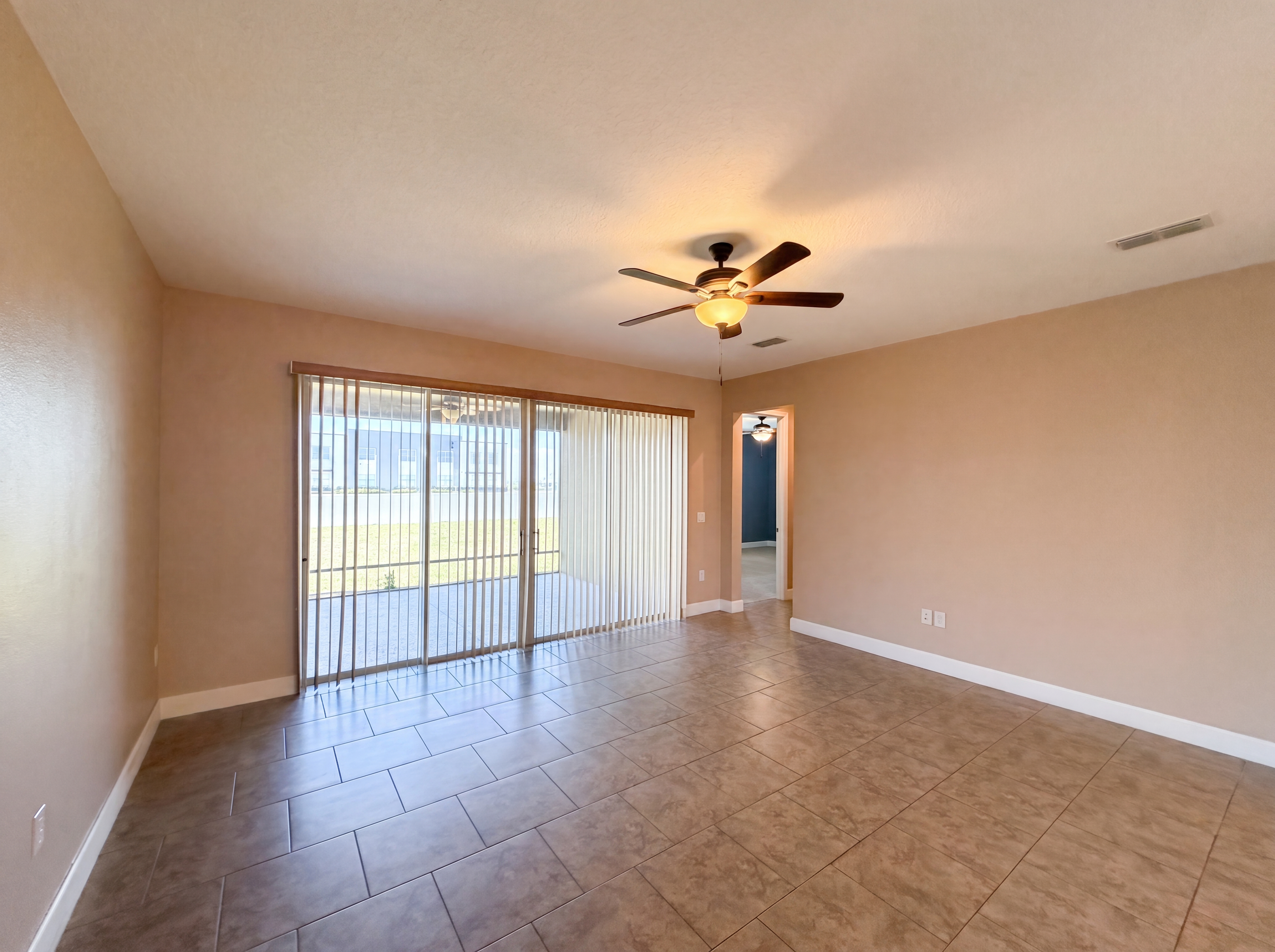 Photo 8 of 20 of 480 Buchannan Dr, Davenport, FL