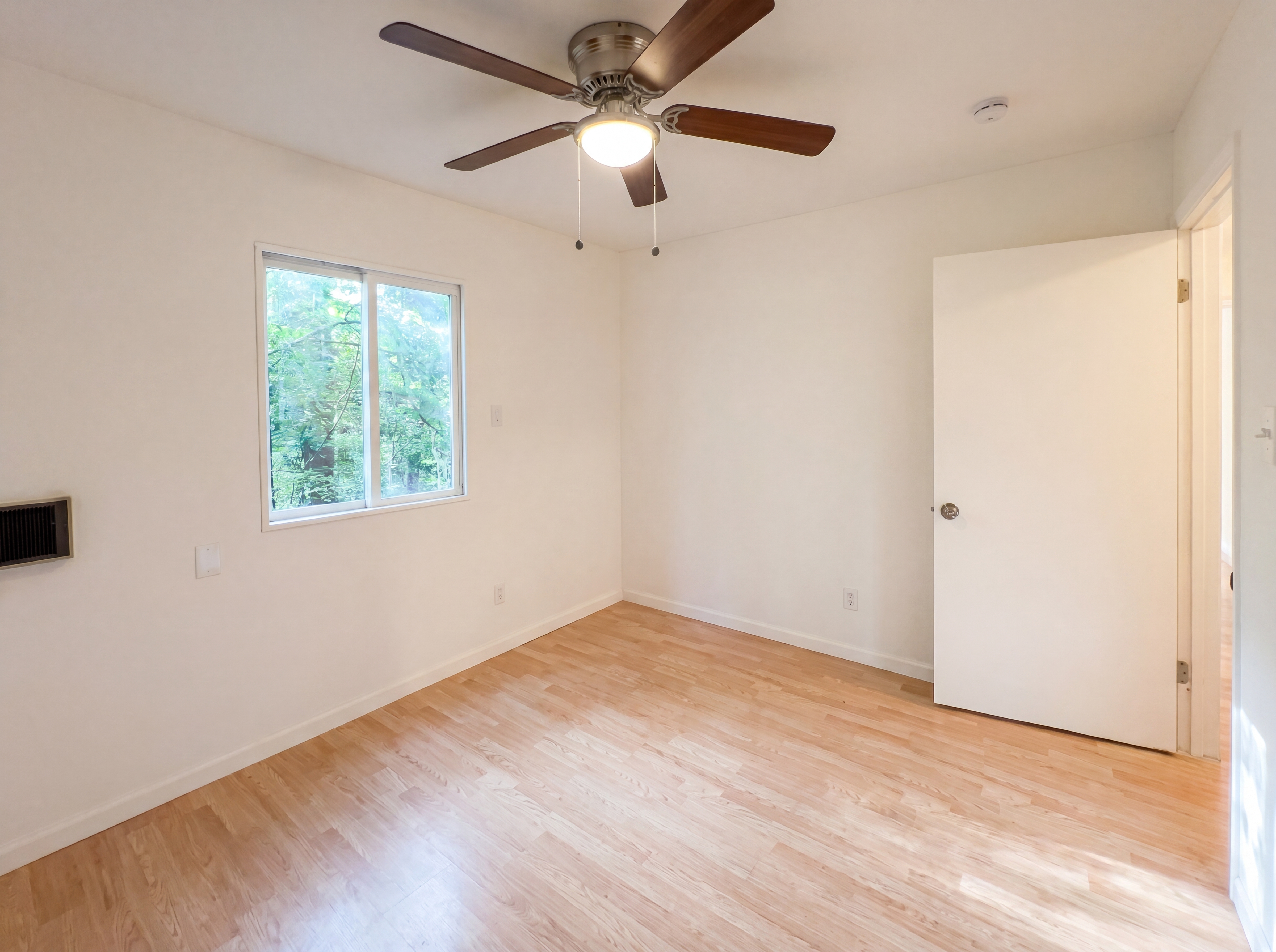 Photo 8 of 21 of 120 Jade Rd, Rocky Mount, MO