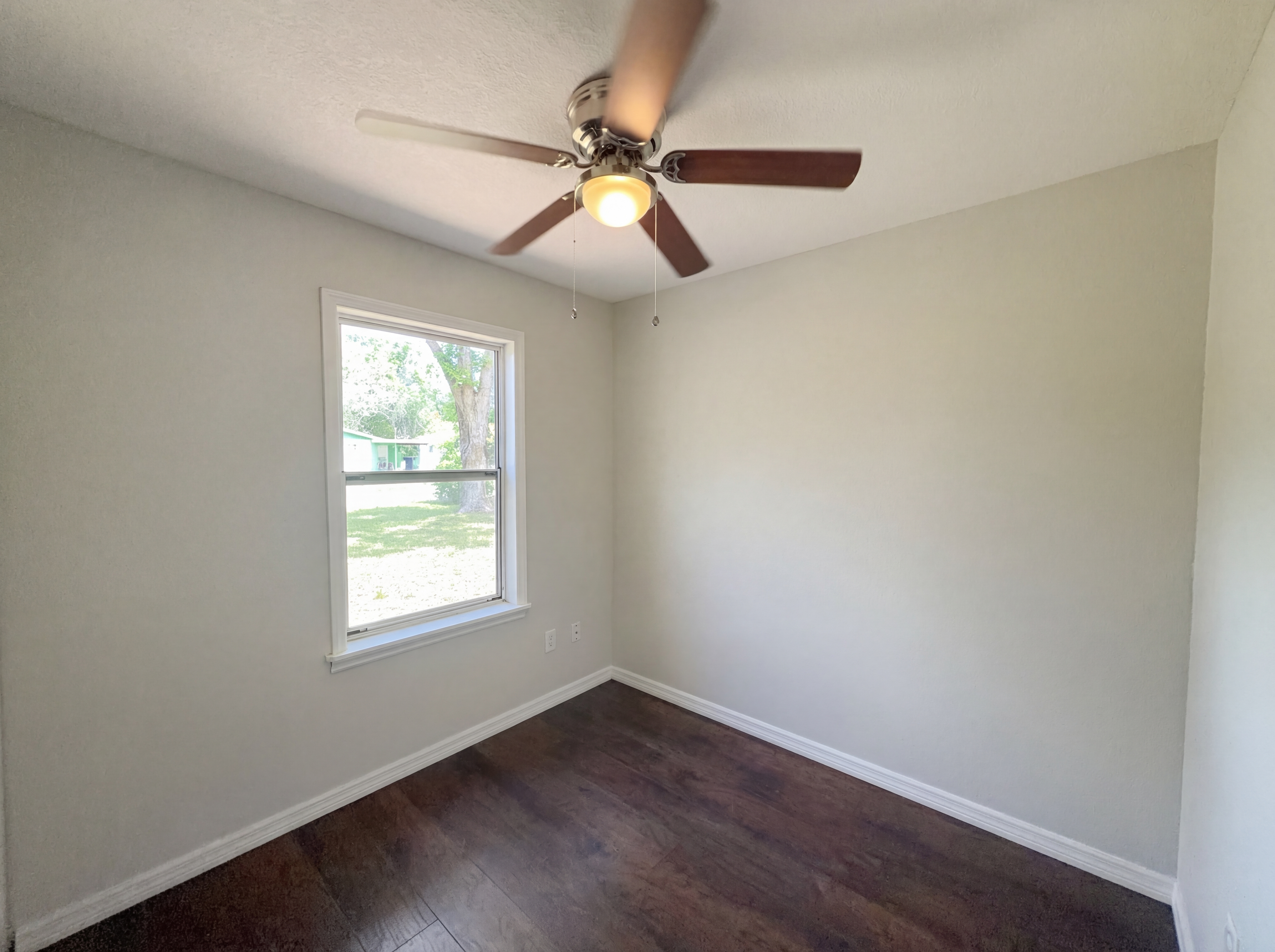 Photo 11 of 17 of 324 Bassedena Cir S, Lakeland, FL