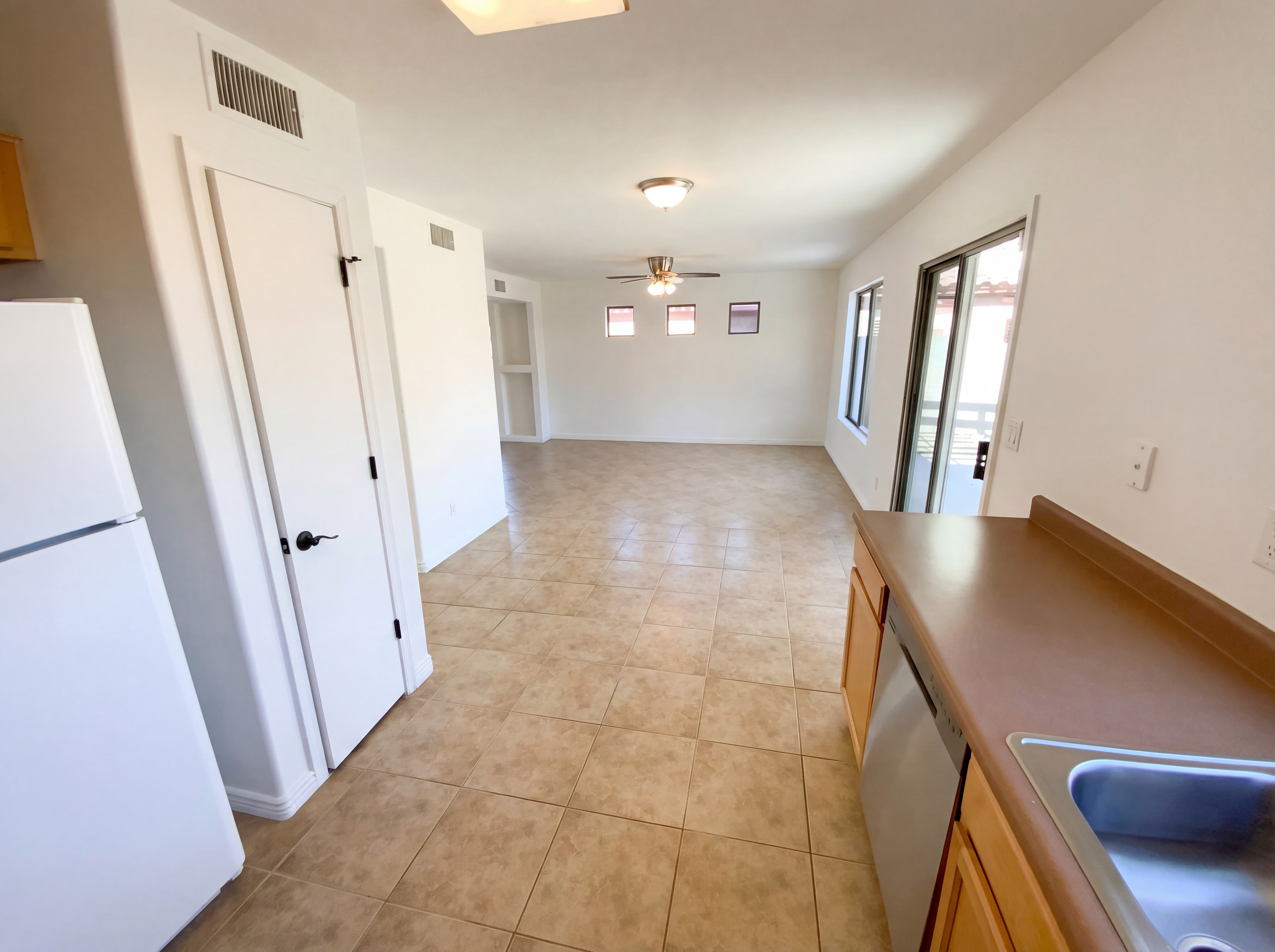 Photo 13 of 20 of 15237 N 147th Ln, Surprise, AZ