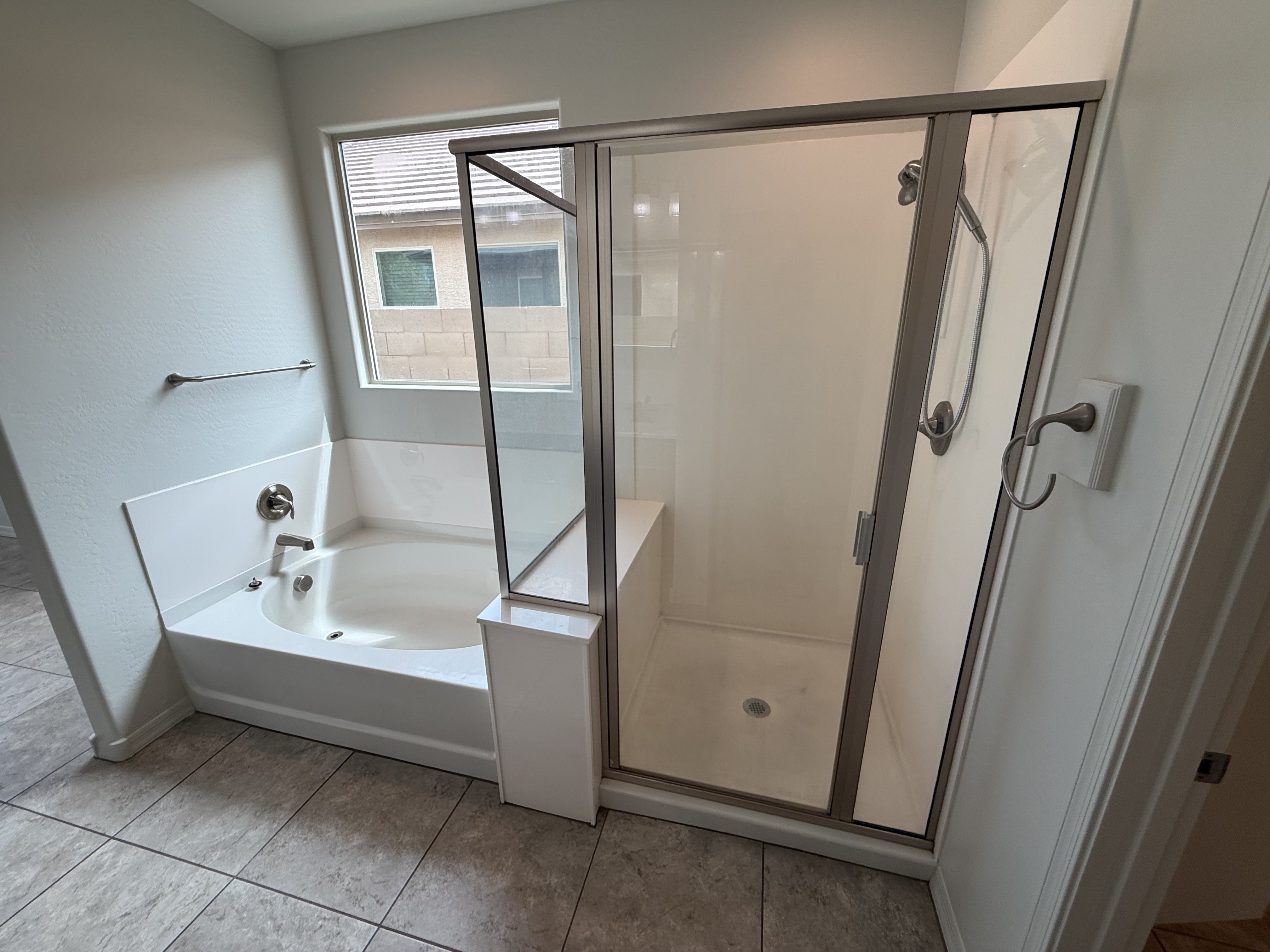 Photo 11 of 31 of 2518 E Fawn Dr, Phoenix, AZ