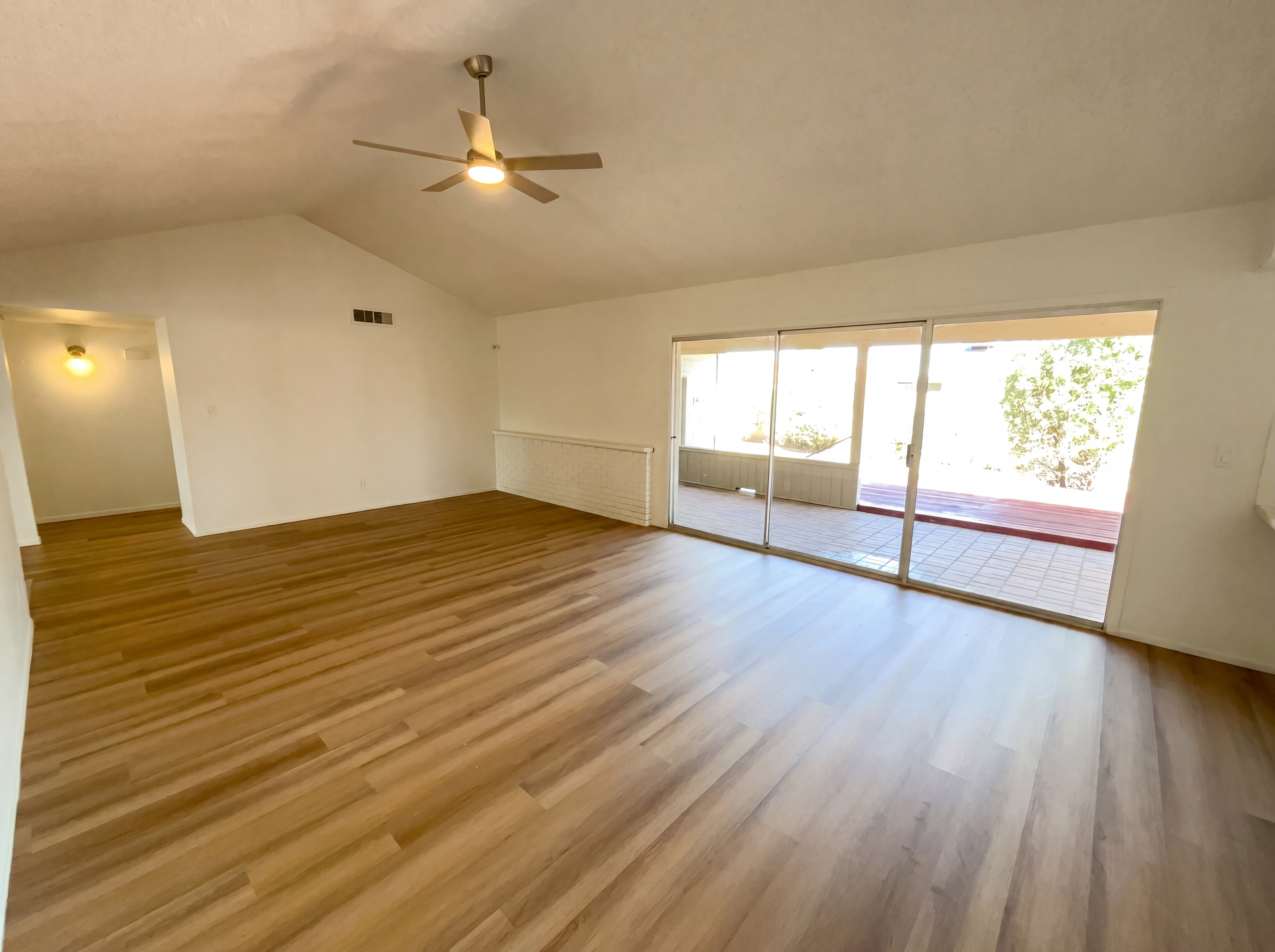 Photo 10 of 28 of 2219 S Estrella Cir, Mesa, AZ