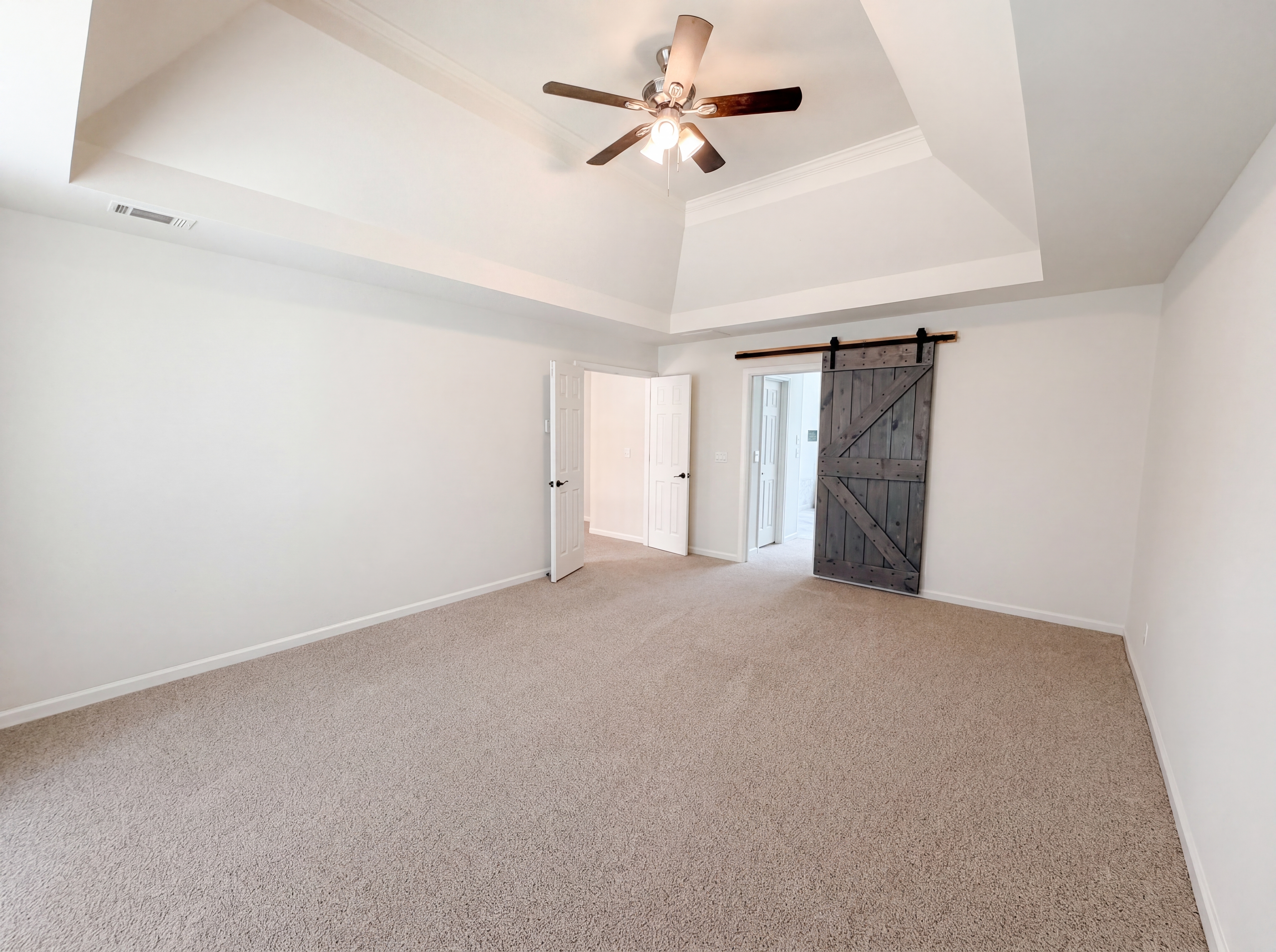 Photo 4 of 26 of 1900 Milfield Cir, Snellville, GA