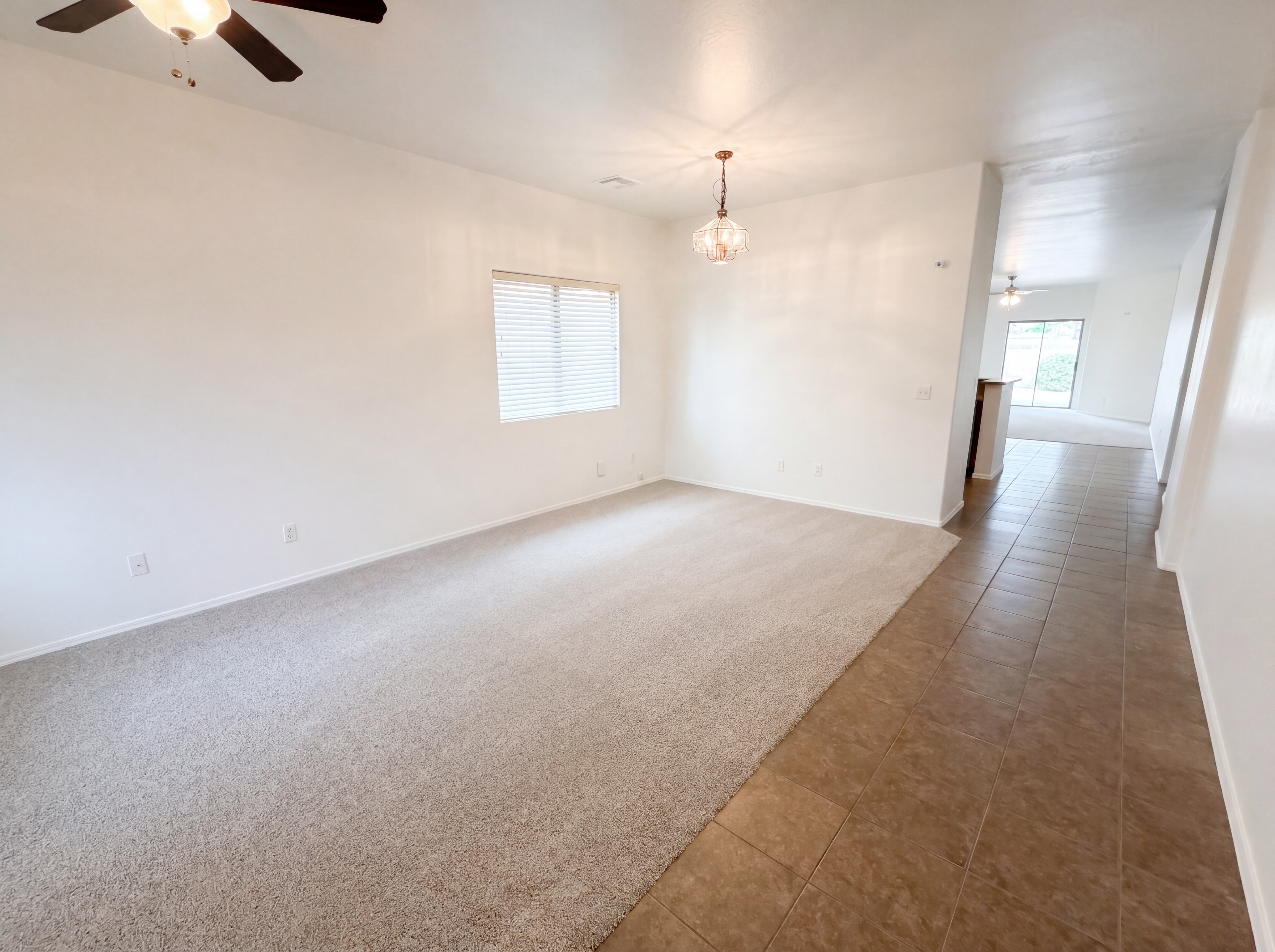 Photo 6 of 29 of 16148 N 168th Ln, Surprise, AZ