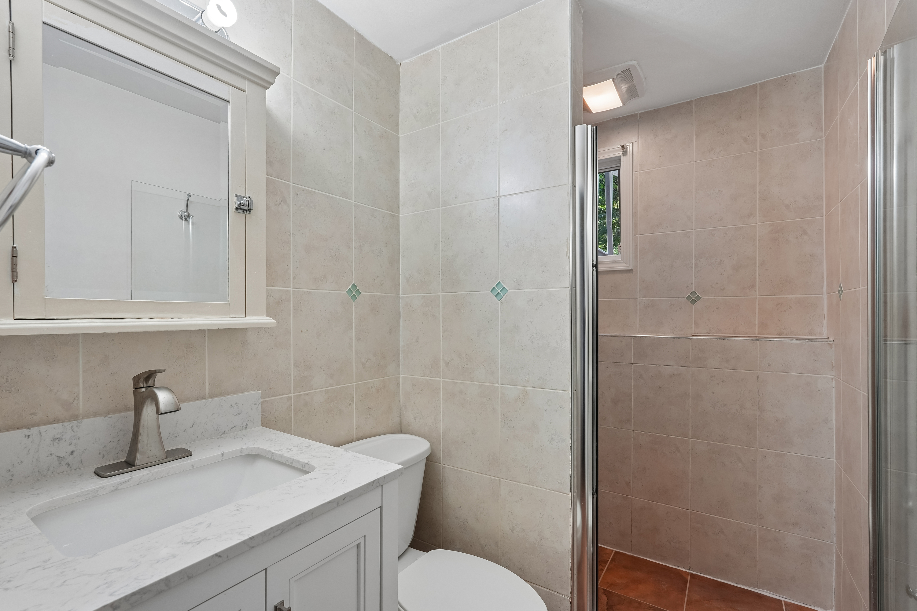 Photo 23 of 36 of 274 Oradell Ave, Paramus, NJ
