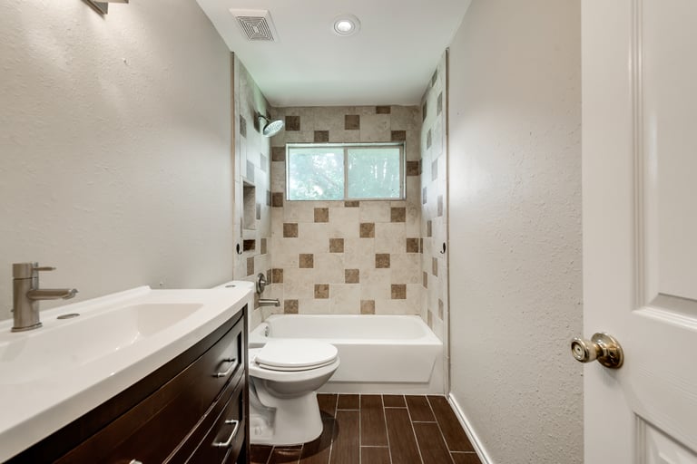 Photo 30 of 35 - 7501 Euclid Dr, Rowlett, TX 75089