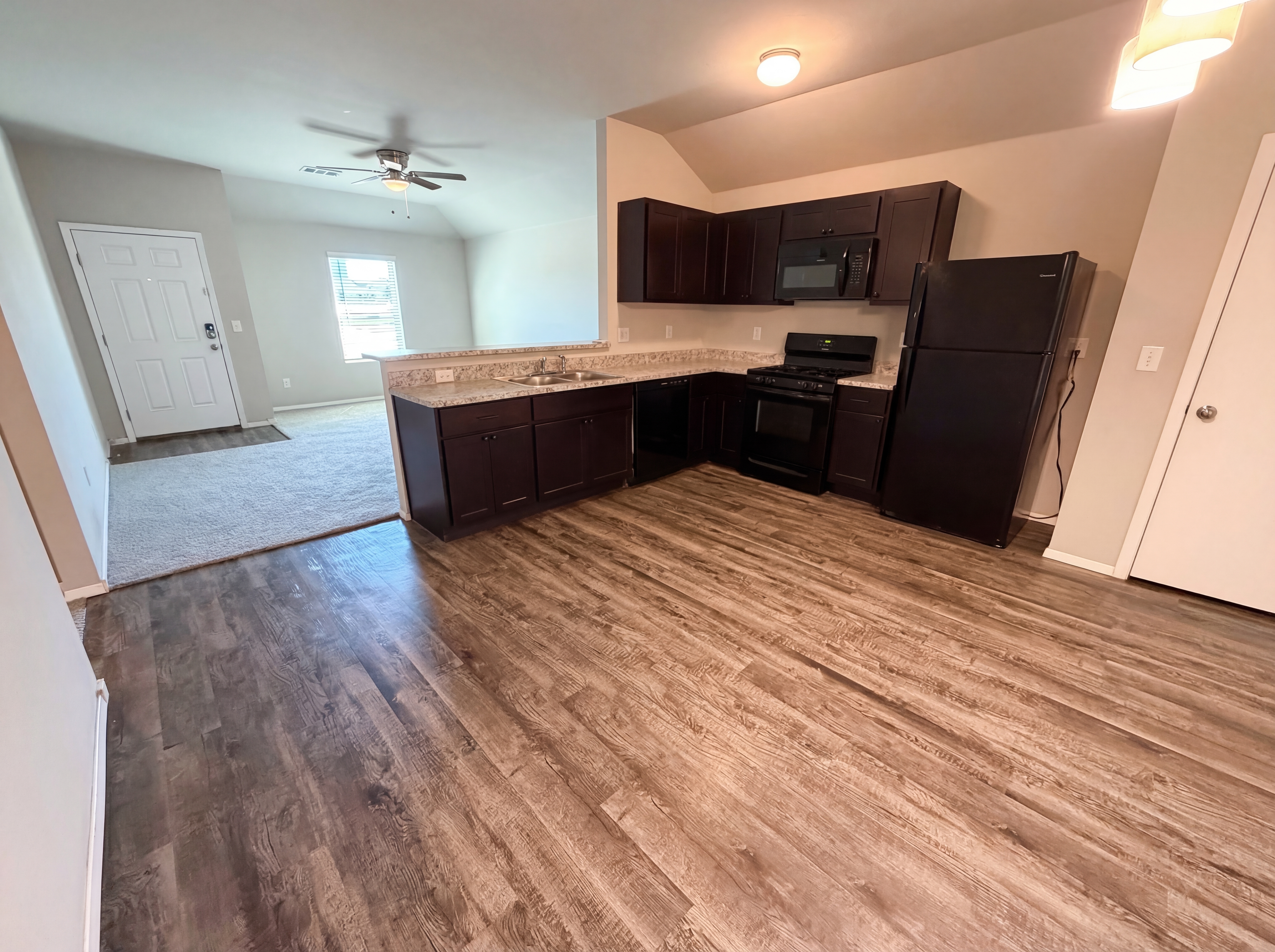 Photo 13 of 25 of 2308 Dillards Dr, Chickasha, OK