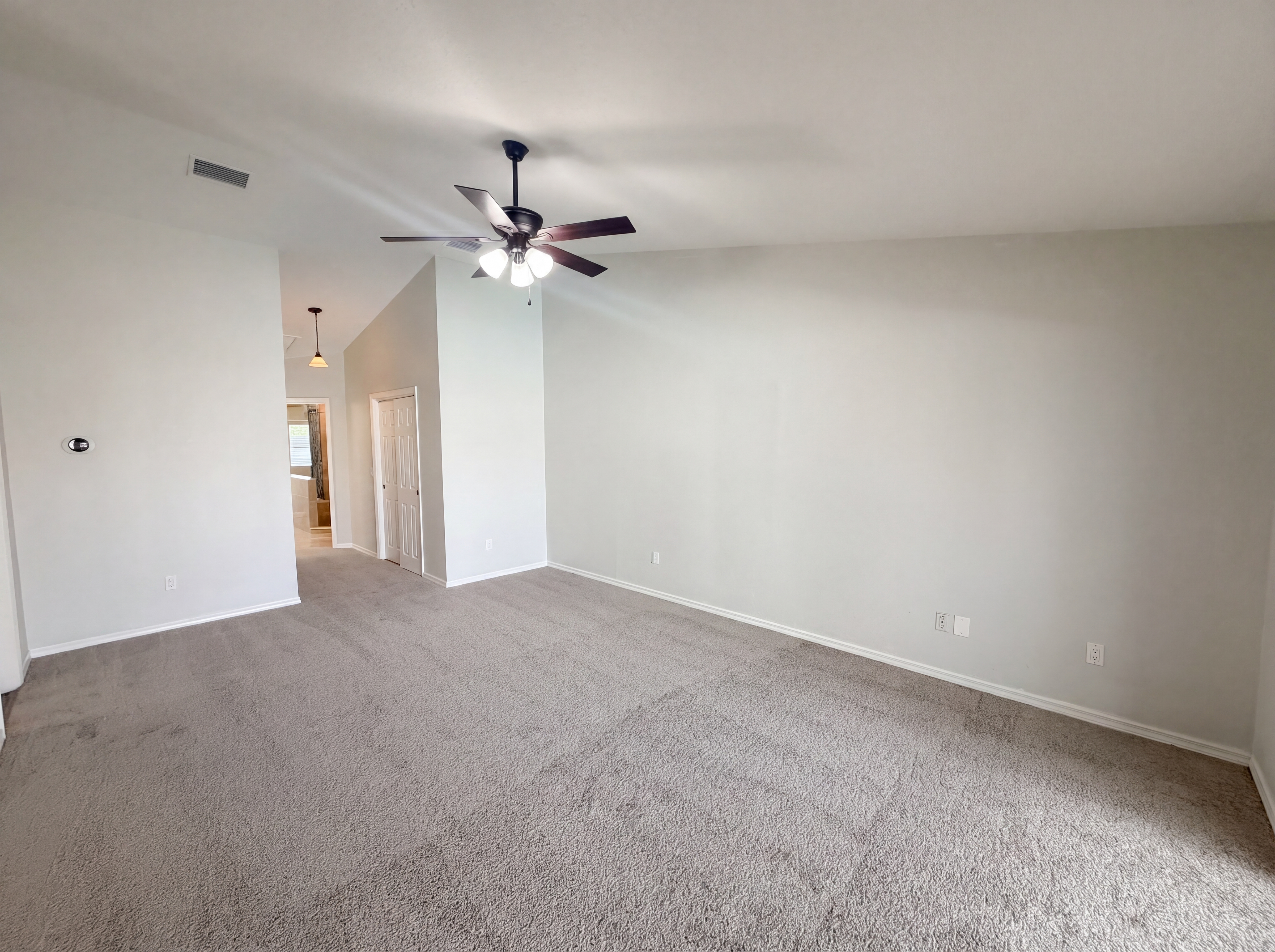 Photo 15 of 50 of 5609 Executive Dr, New Port Richey, FL