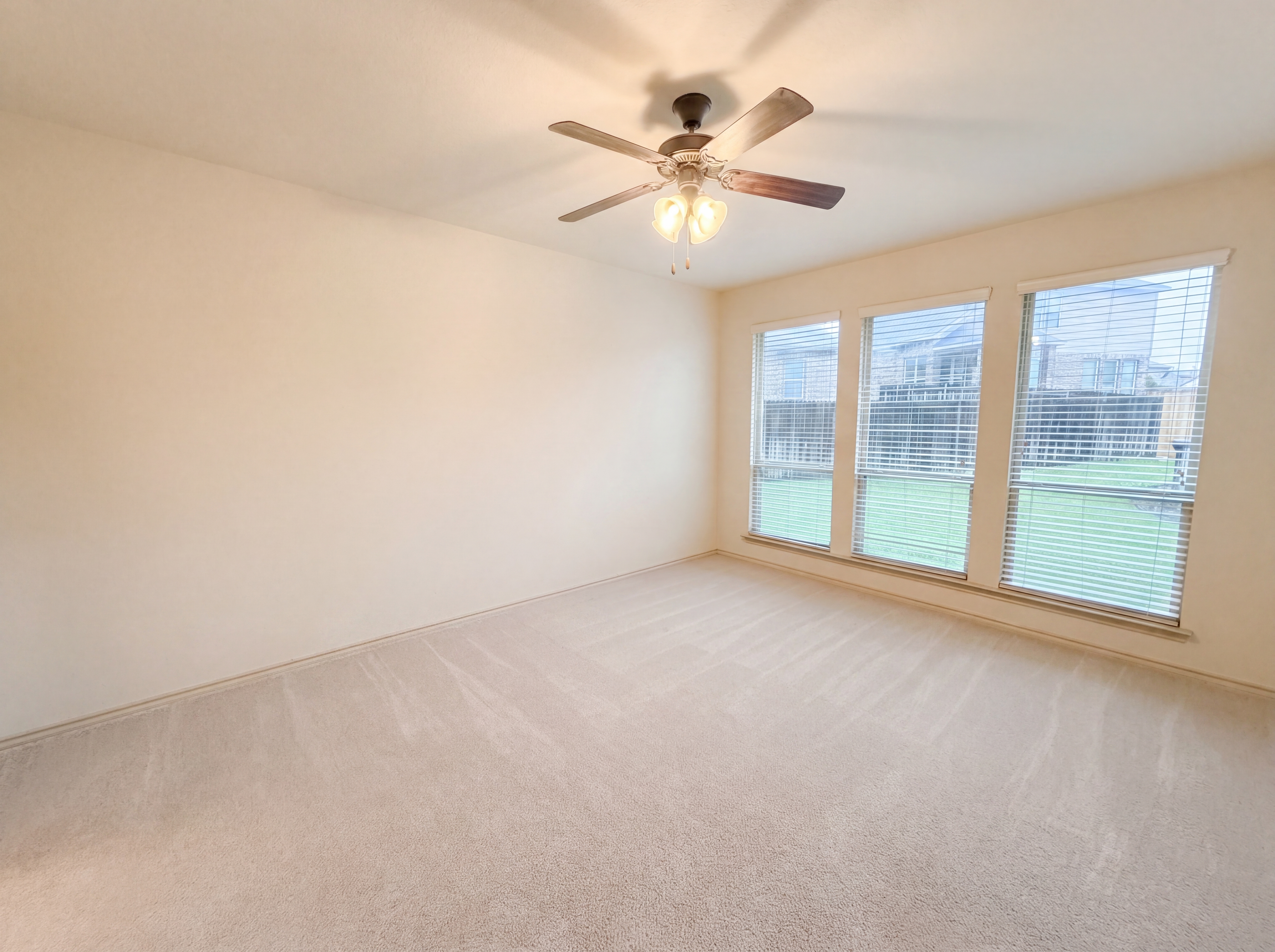 Photo 14 of 19 of 1217 Ashley Dr, Weatherford, TX