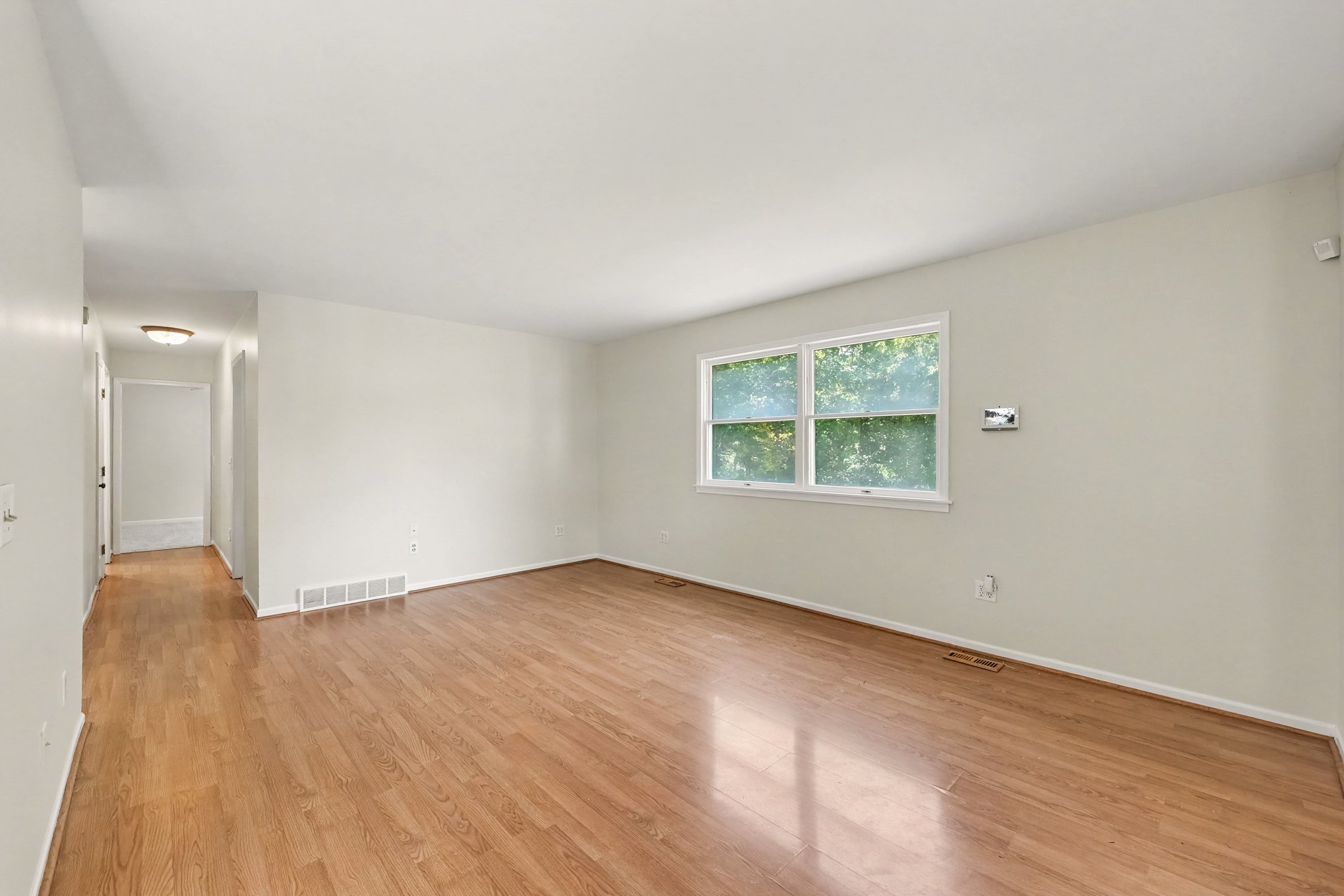 Photo 3 of 25 of 3727 Ramblewood Dr, Port Huron, MI