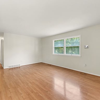 Property photo 3 of 3727 Ramblewood Dr