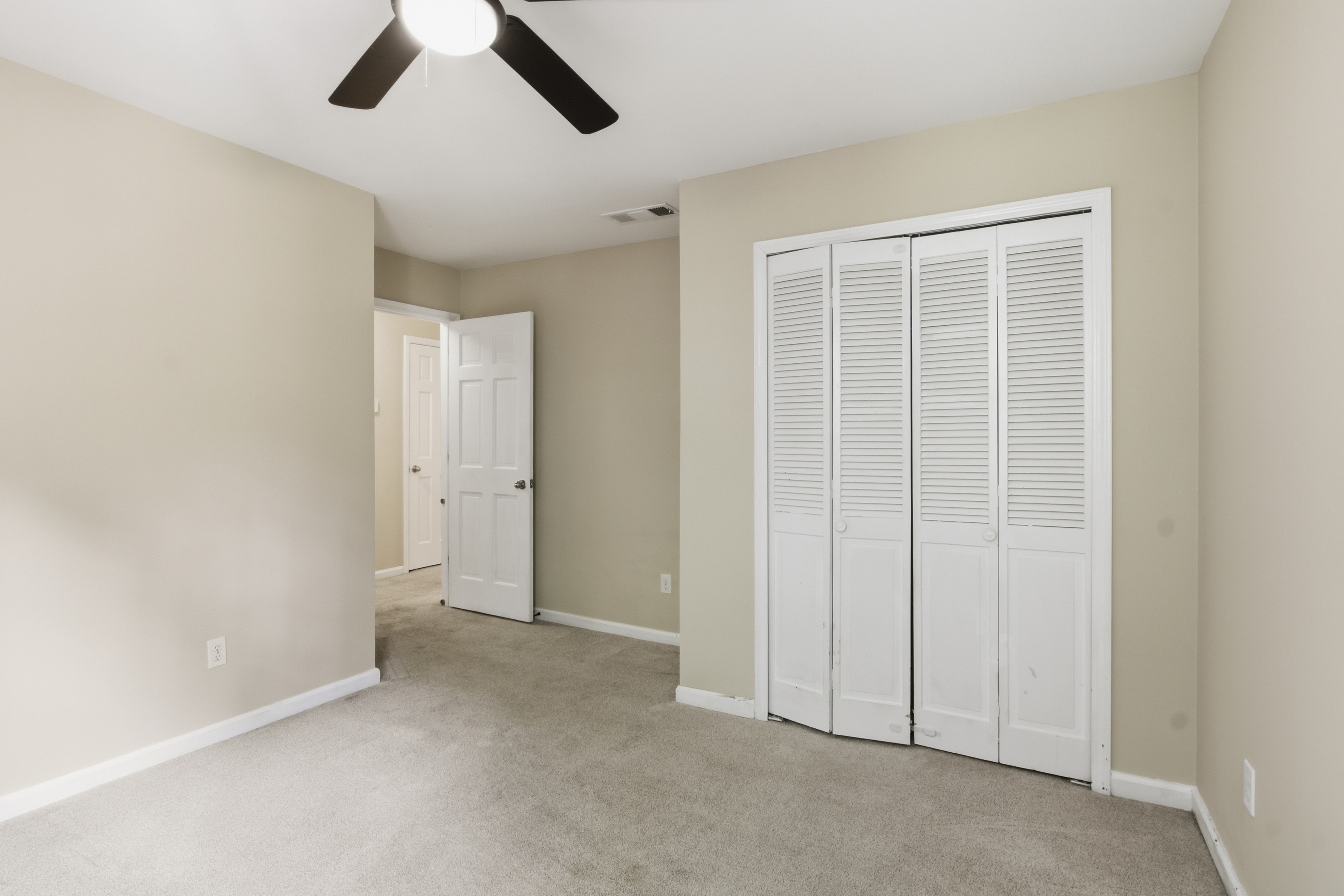Photo 27 of 46 of 4003 Oakview Ct, Alpharetta, GA