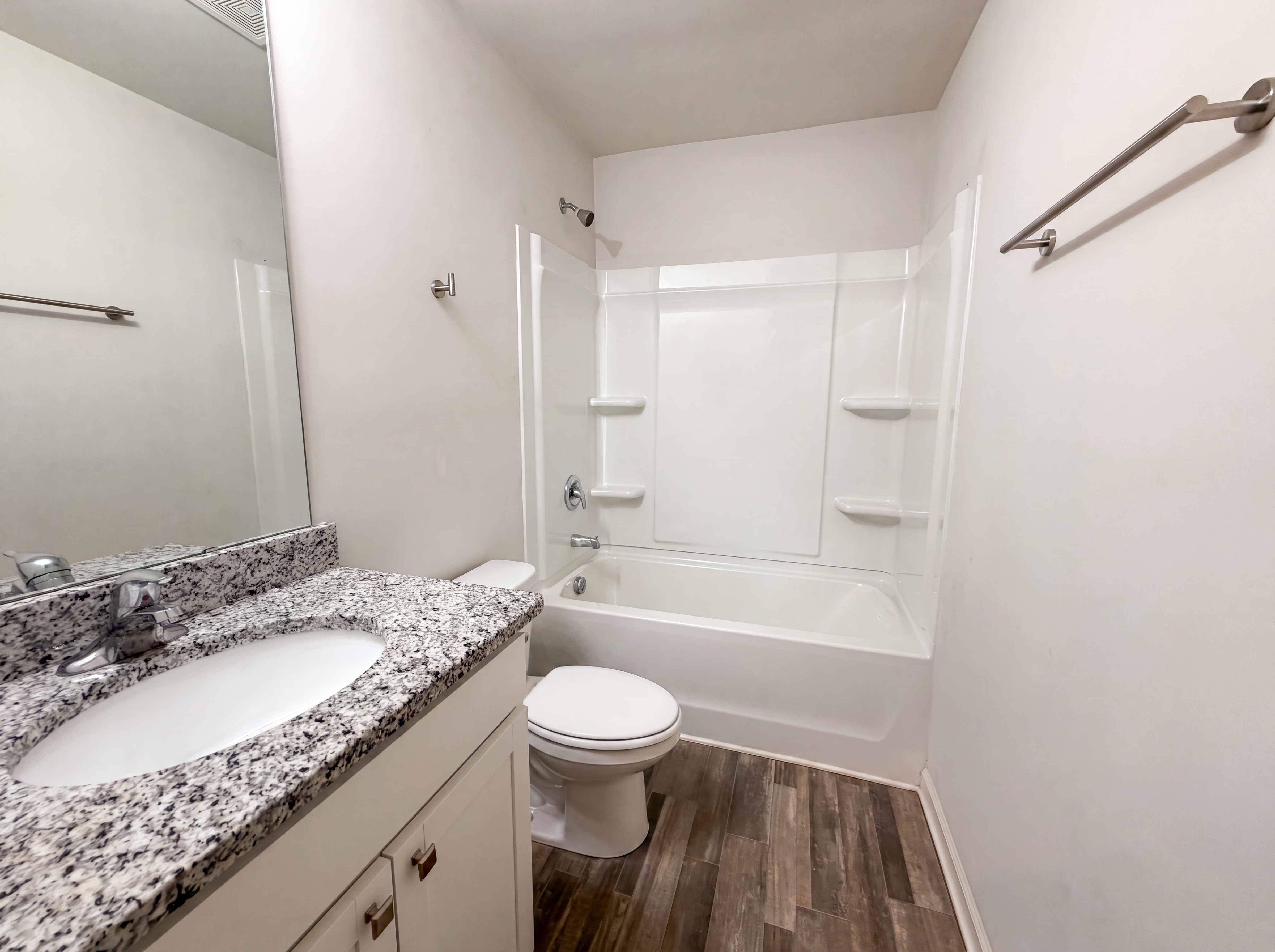 Photo 18 of 21 of 667 Farmstead Trl, Inman, SC