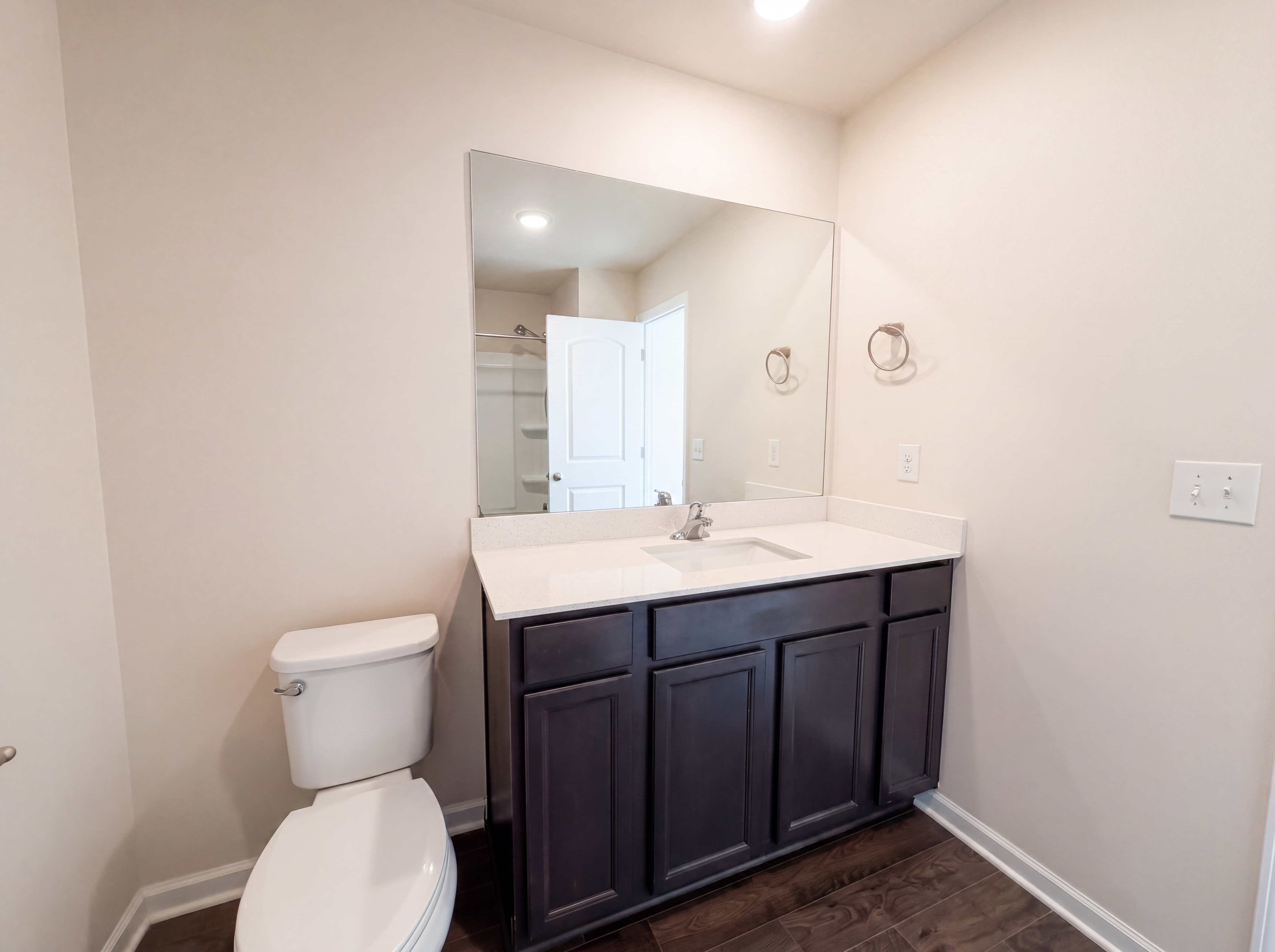 Photo 15 of 19 of 107 David Bolin Dr, La Vergne, TN