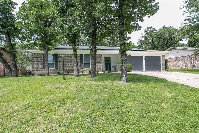 7316 Folkstone Dr, Forest Hill, TX 76140 Opendoor