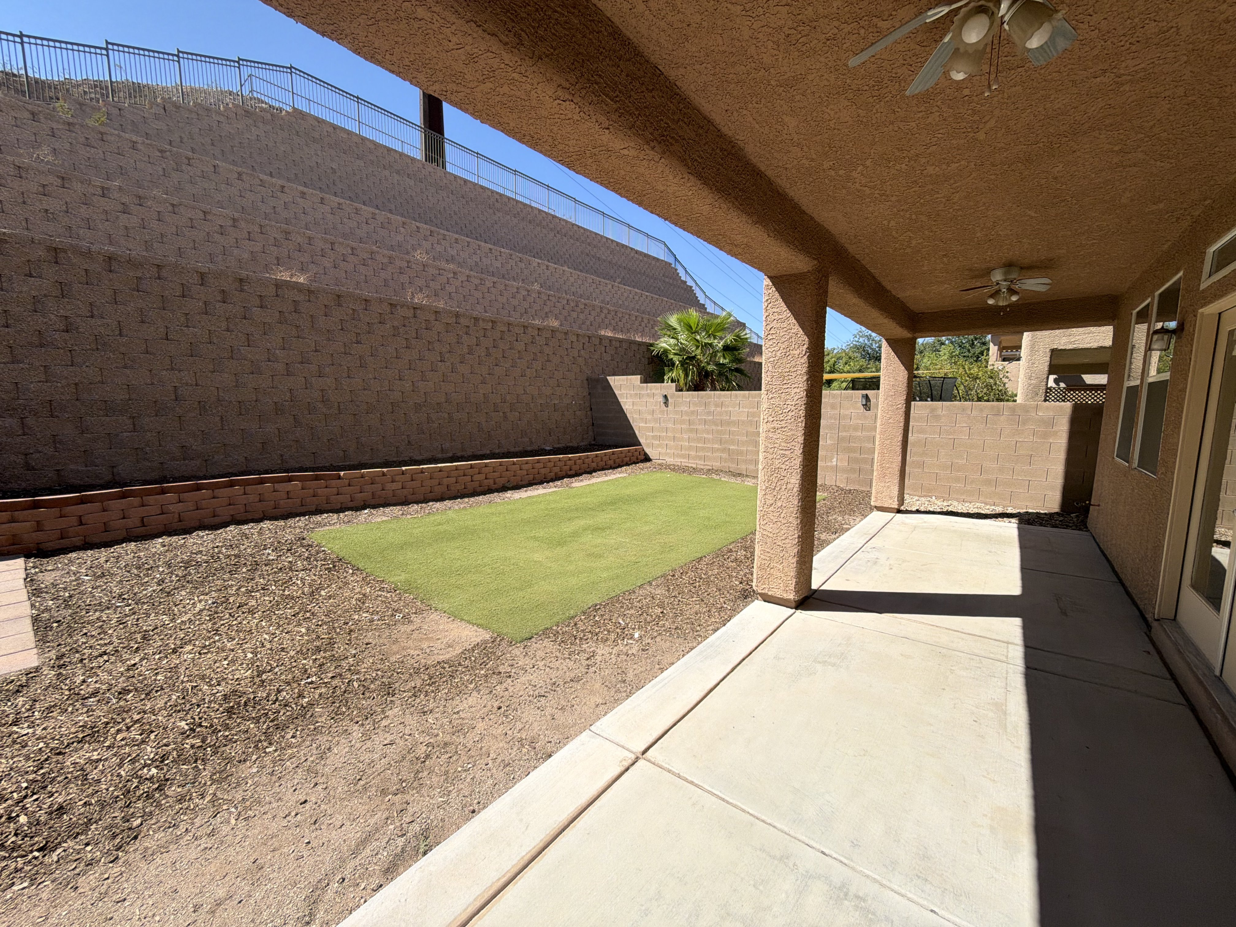 Photo 20 of 23 of 2843 Dunnottar Ave, Henderson, NV