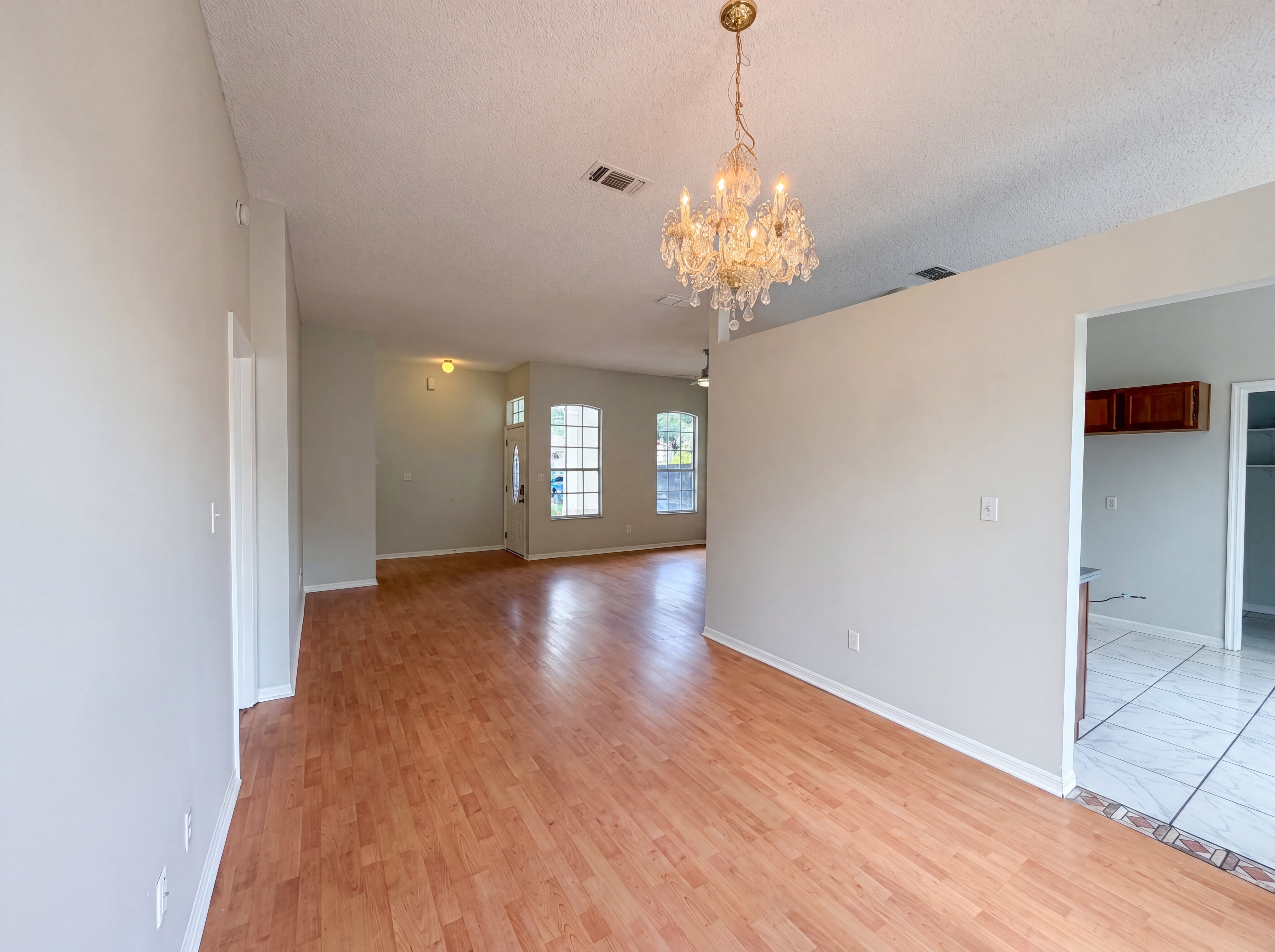 Photo 11 of 22 of 5263 Clarion Oaks Dr, Orlando, FL