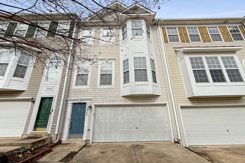 Property photo 1 of 18560 Sierra Springs Sq