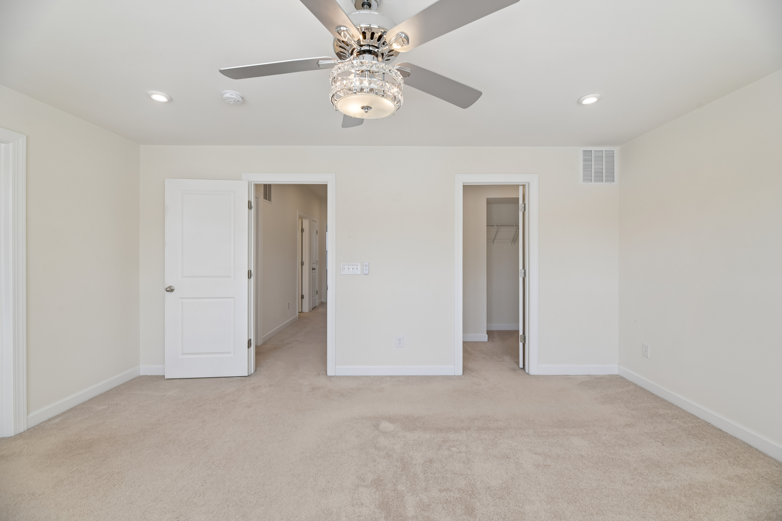Photo 30 of 60 of 8124 Bock Farm Pl, Alexandria, VA