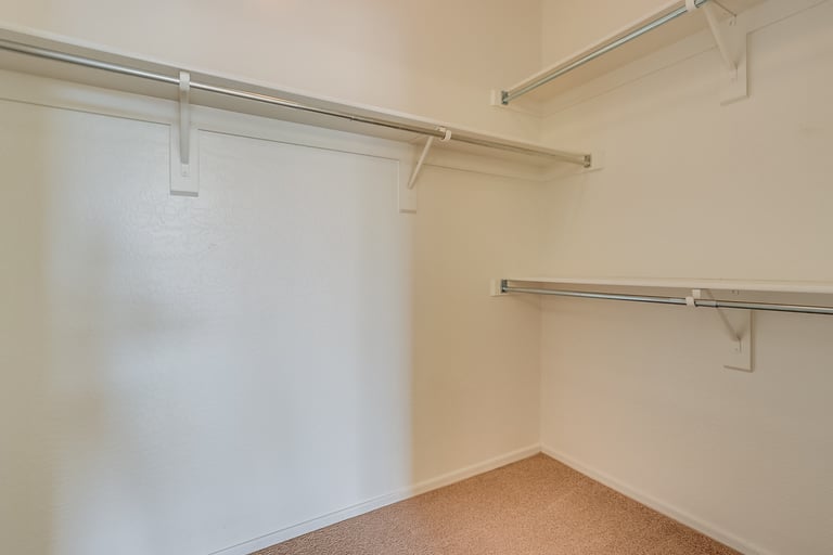 Photo 9 of 16 - 29839 N Little Leaf Dr, San Tan Valley, AZ 85143