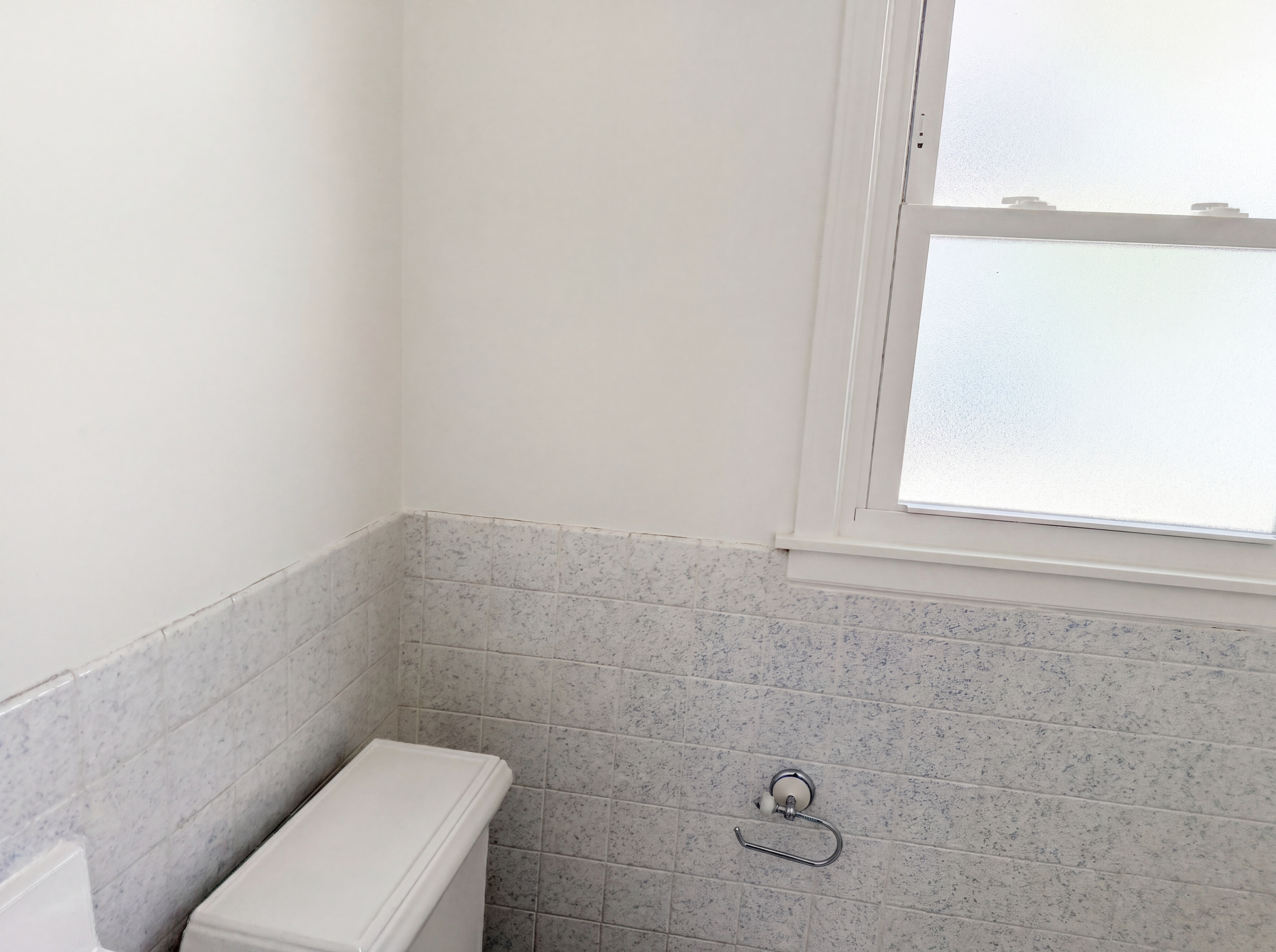 Photo 11 of 17 of 5333 N Euclid Ave, Kansas City, MO