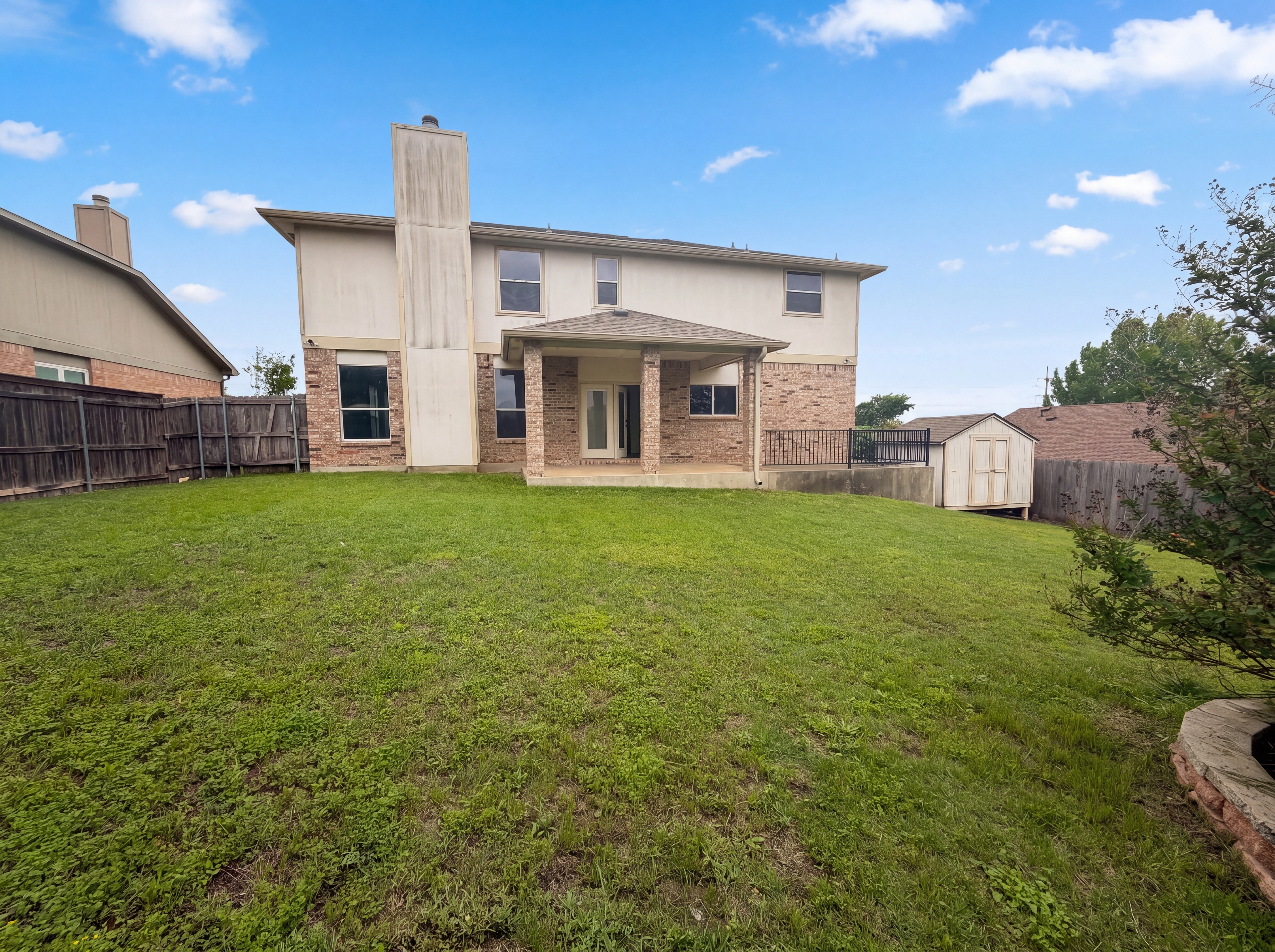 Photo 5 of 18 of 118 W Running Wolf Trl, Harker Heights, TX