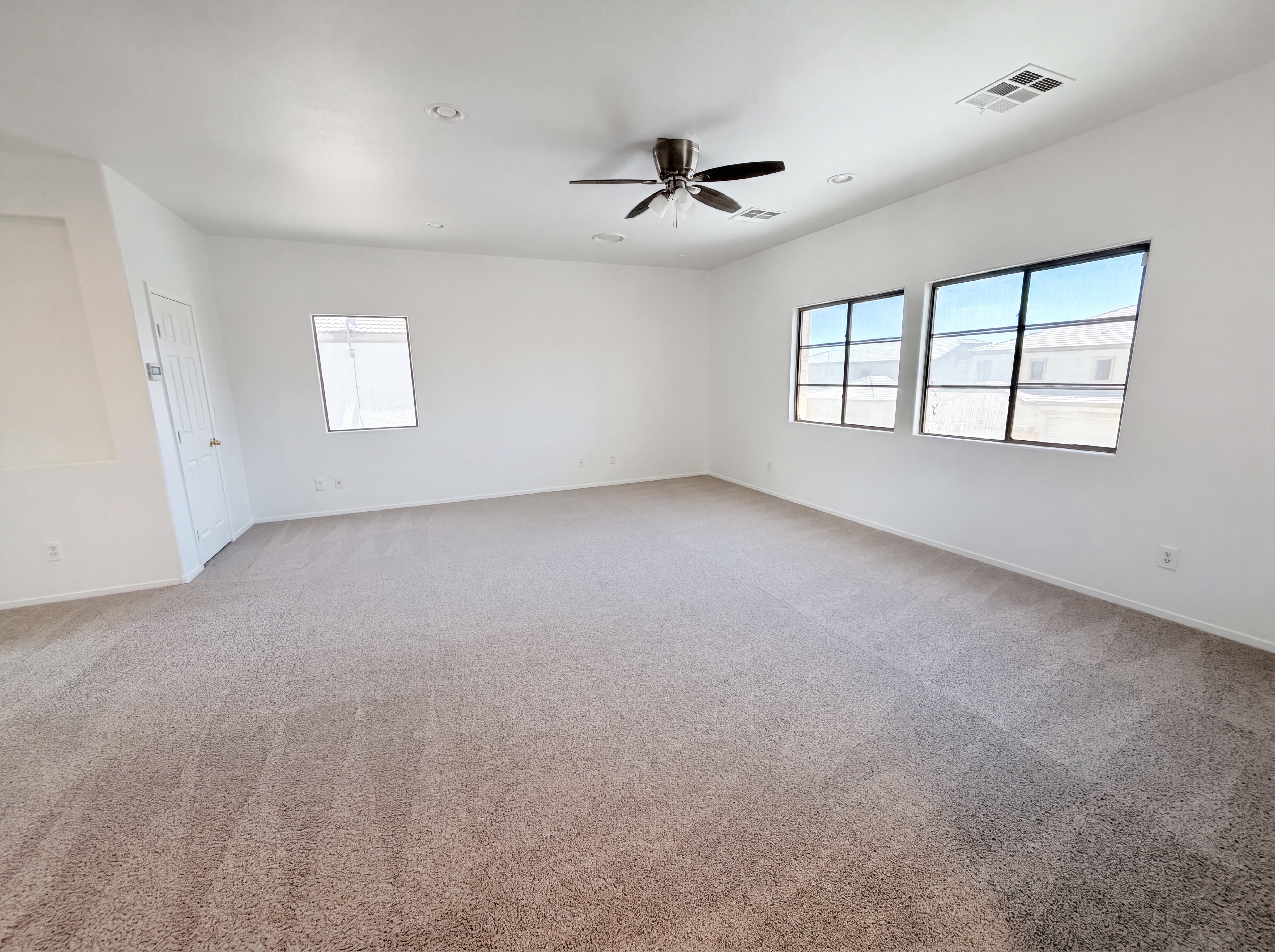 Photo 17 of 52 of 1812 John Bevy Ct, North Las Vegas, NV