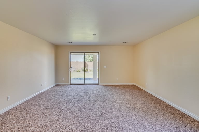 Photo 4 of 20 - 4336 E Rousay Dr, San Tan Valley, AZ 85140