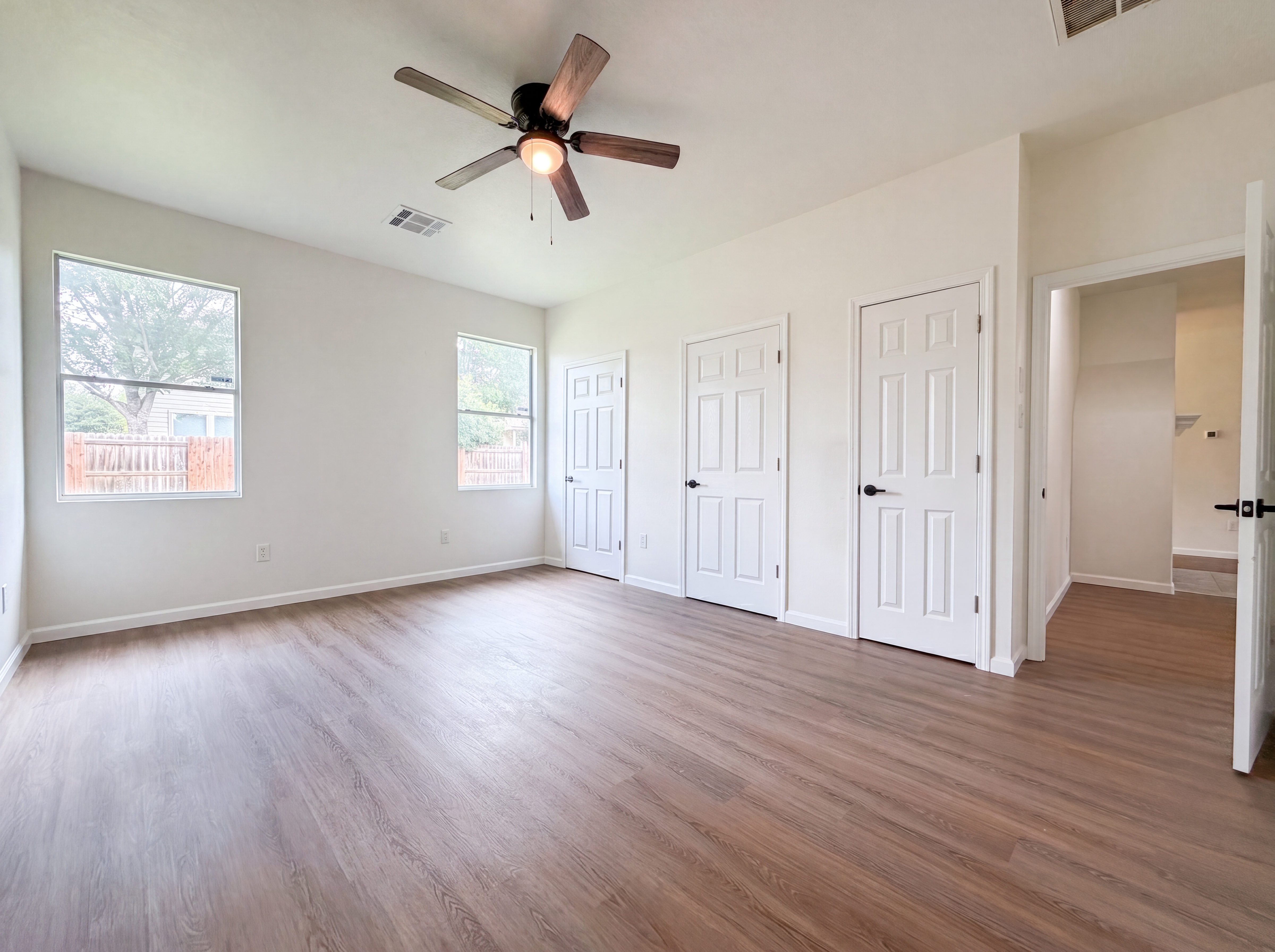 Photo 4 of 15 of 216 Lieck Cv, Cibolo, TX