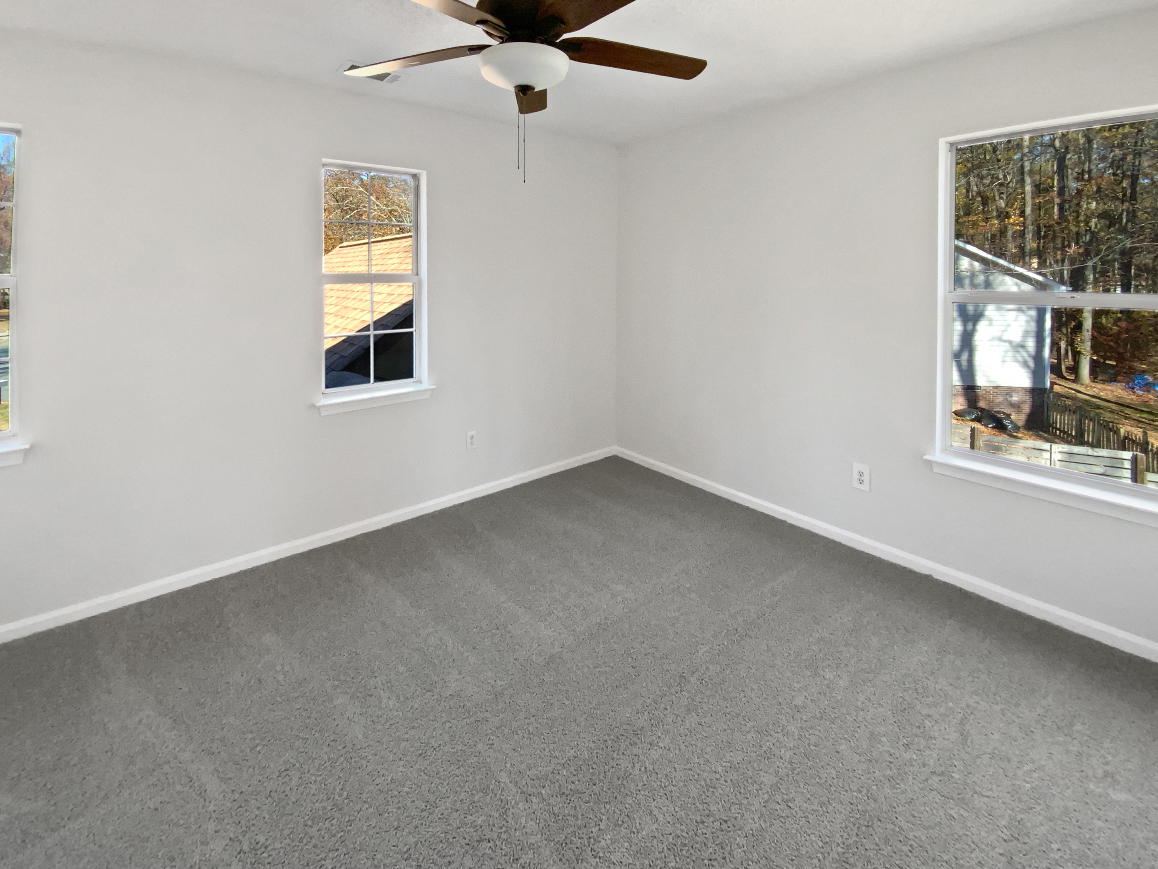 Photo 14 of 19 of 12732 Sulgrave Dr, Huntersville, NC