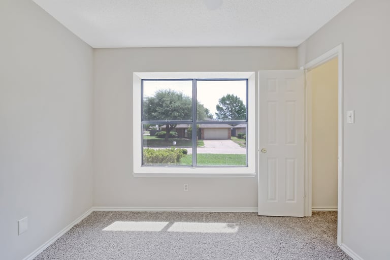 Photo 19 of 25 - 6204 Avanti Dr, Arlington, TX 76001