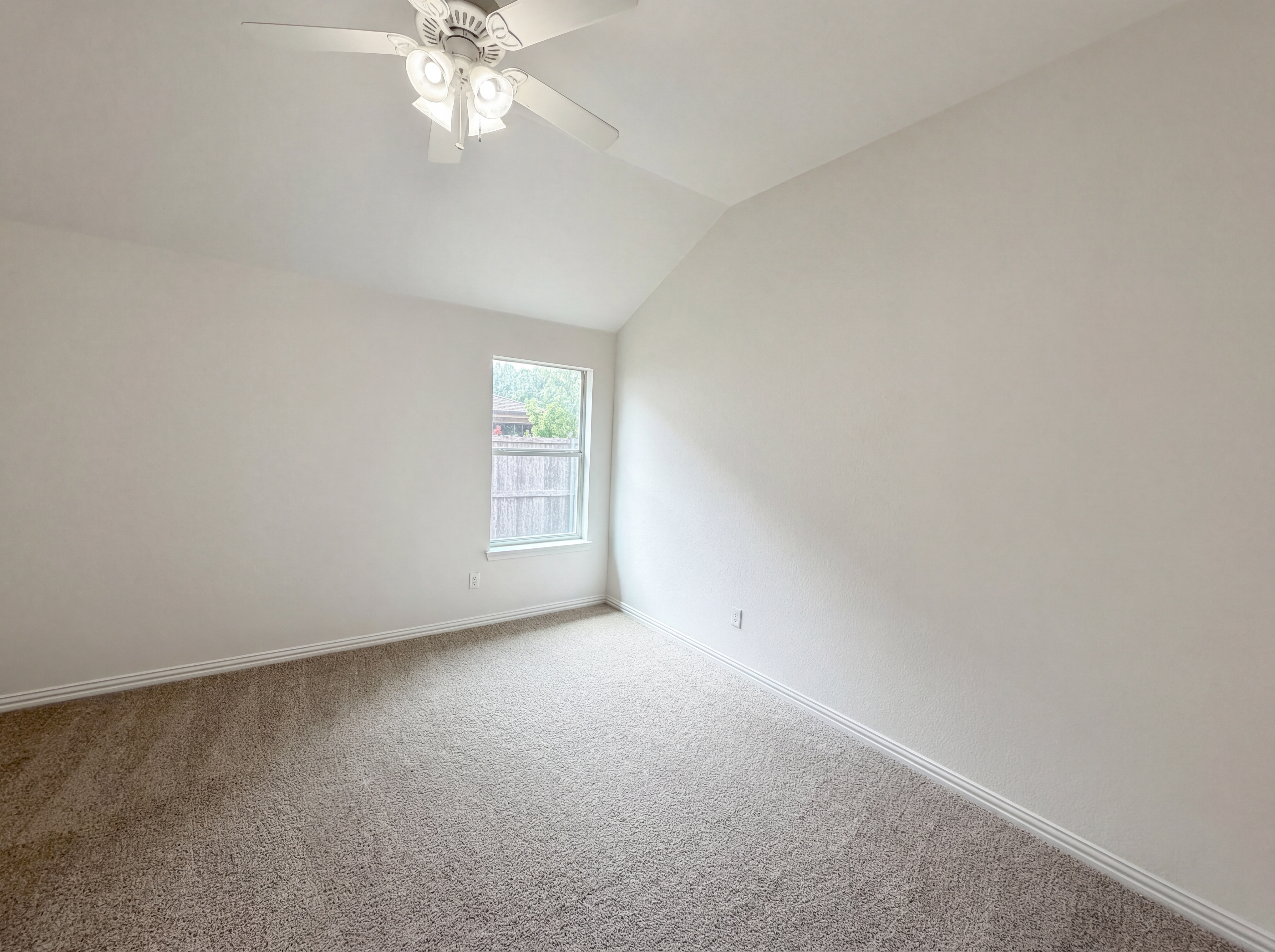 Photo 11 of 18 of 2124 Highland River Dr, Wylie, TX