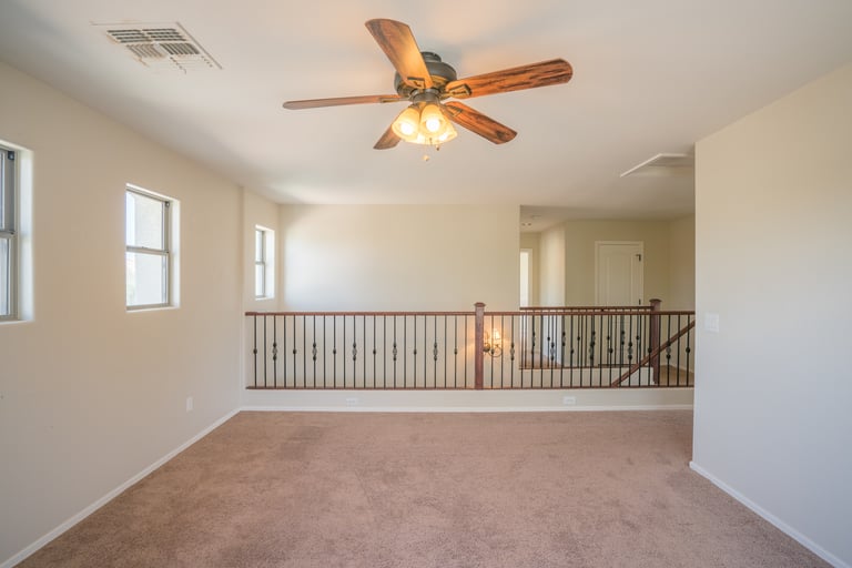 Photo 13 of 31 - 18563 W Fairway Dr, Surprise, AZ 85374