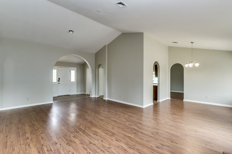 Photo 15 of 32 - 668 E Manor Dr, Chandler, AZ 85225