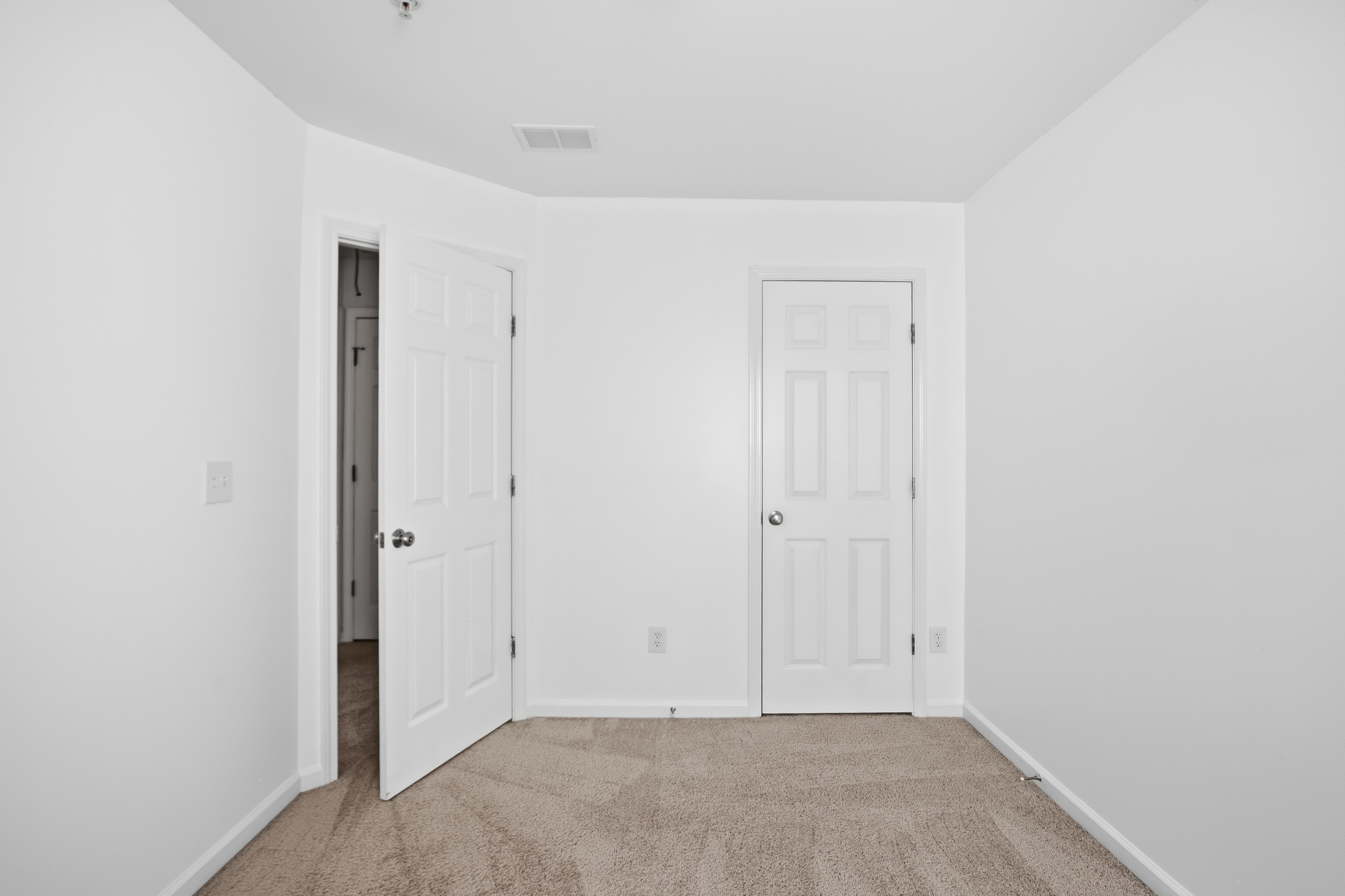 Photo 19 of 29 of 313 Balaban Cir, Woodstock, GA