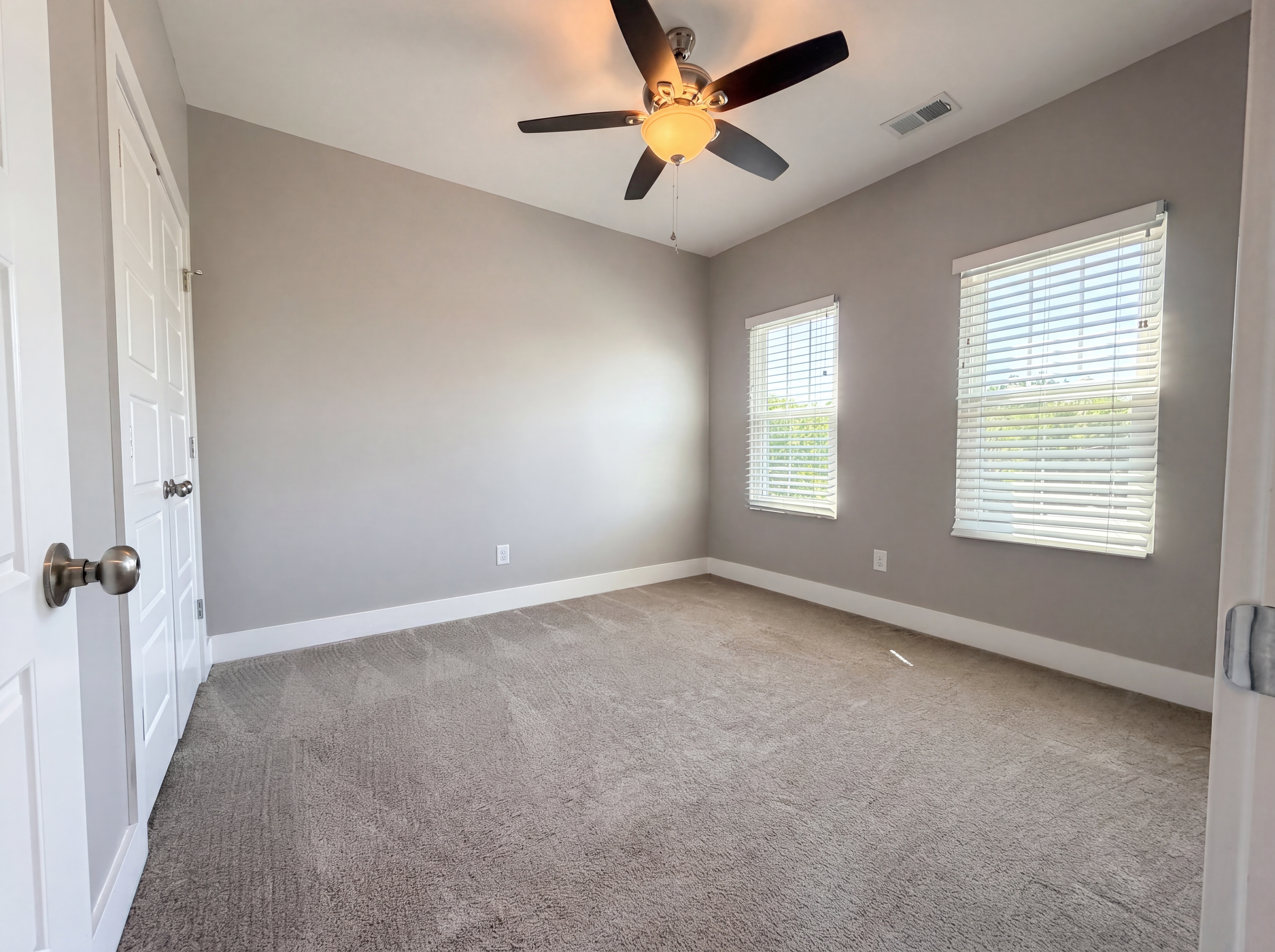 Photo 10 of 19 of 227A Hillcrest Dr, Madison, TN