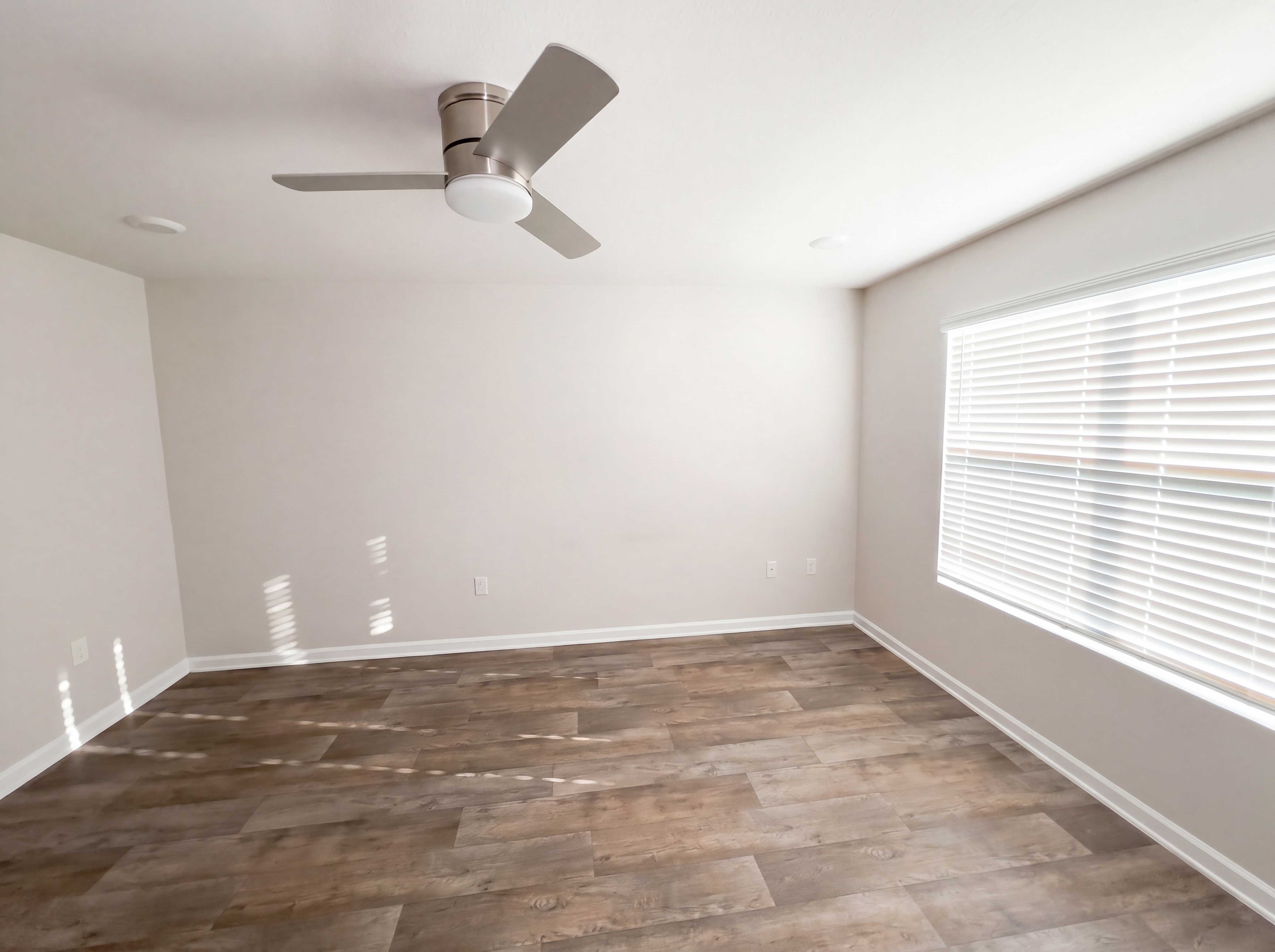 Photo 11 of 15 of 7453 Brompton Dr, Foley, AL