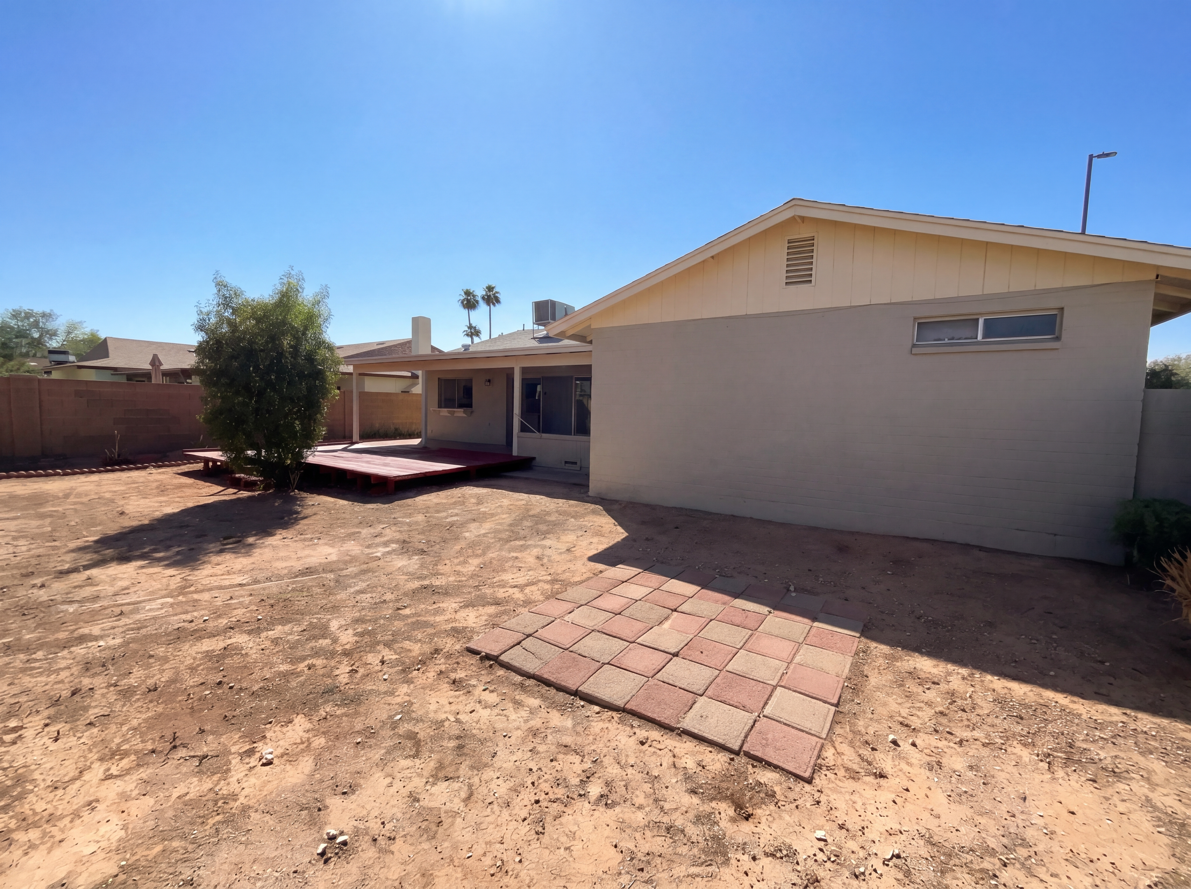 Photo 5 of 28 of 2219 S Estrella Cir, Mesa, AZ