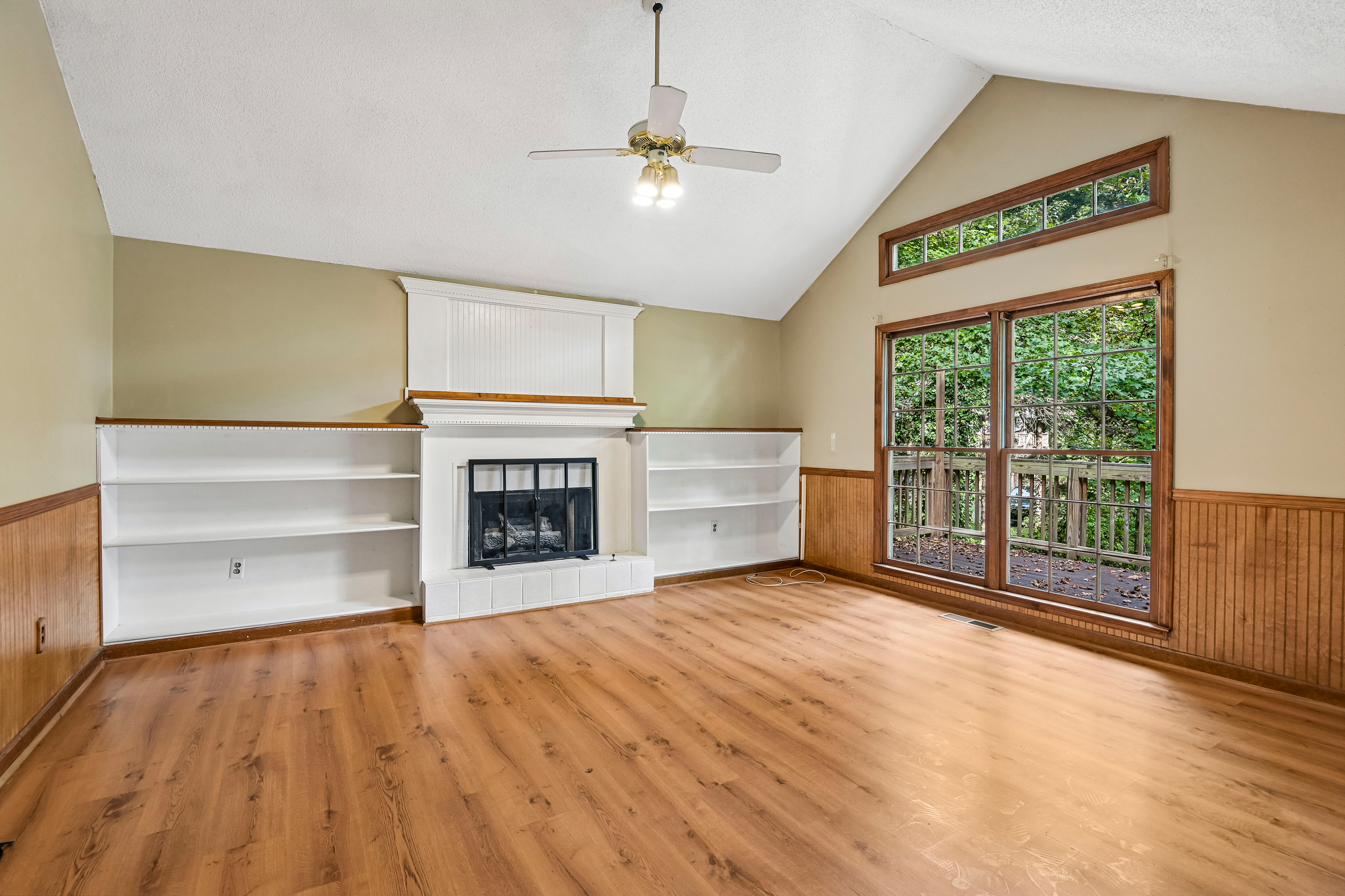 Photo 10 of 28 of 2623 Wellington Dr, Marietta, GA