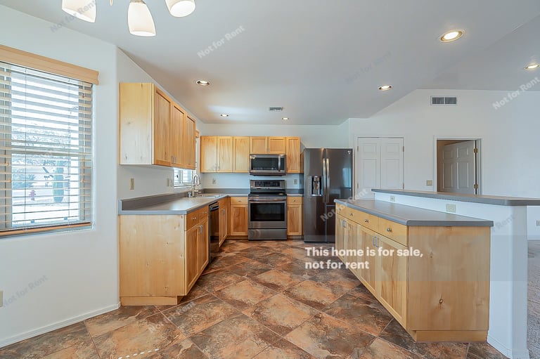 Photo 4 of 33 - 1022 W Rio Hondo, Green Valley, AZ 85614