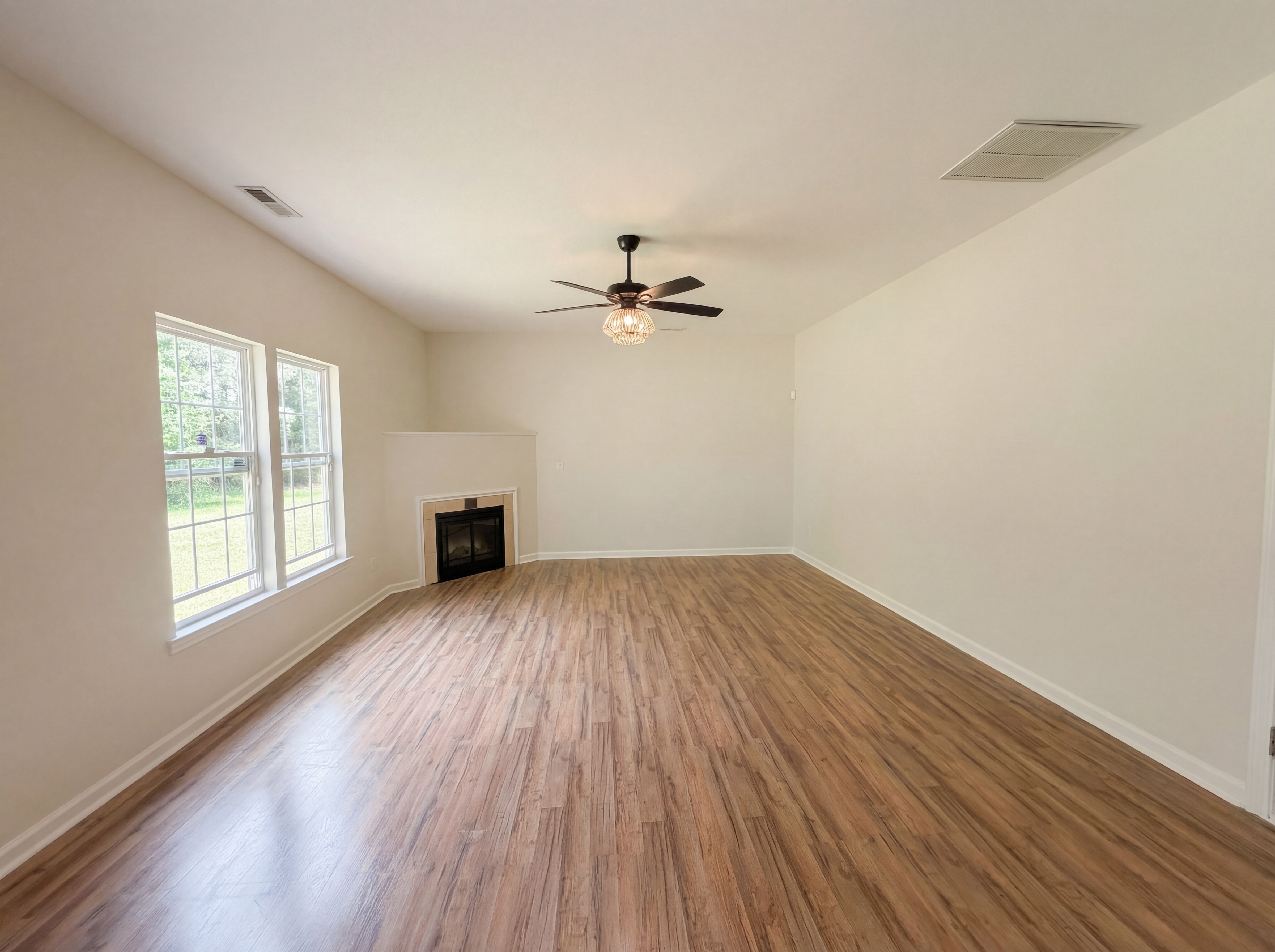 Photo 3 of 17 of 3705 Chancellorsville Ct, Raleigh, NC