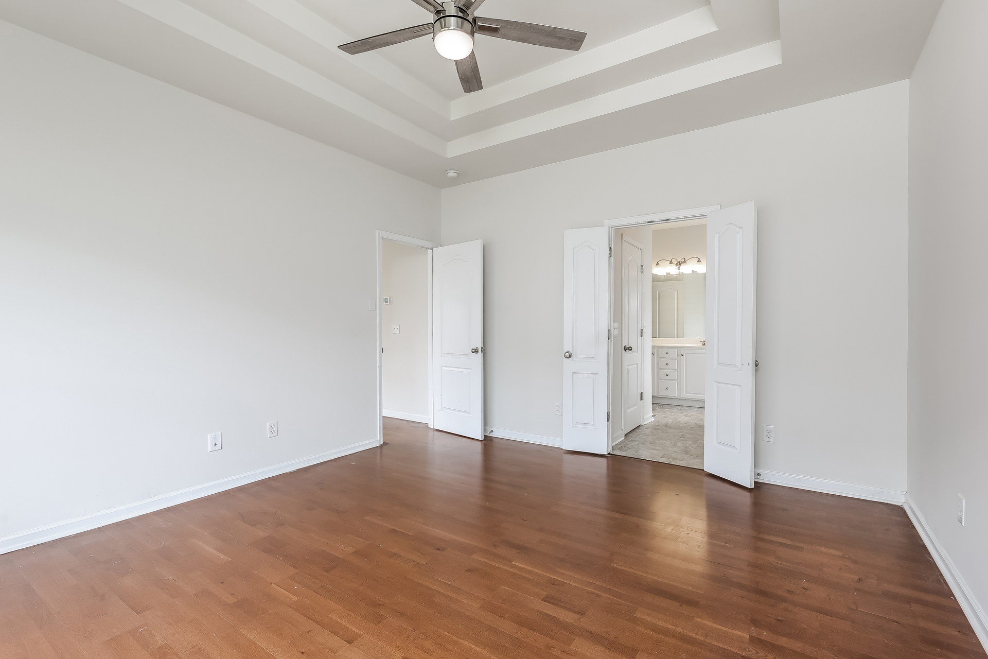Photo 4 of 22 of 109 Pine Walk Dr, Greenville, SC