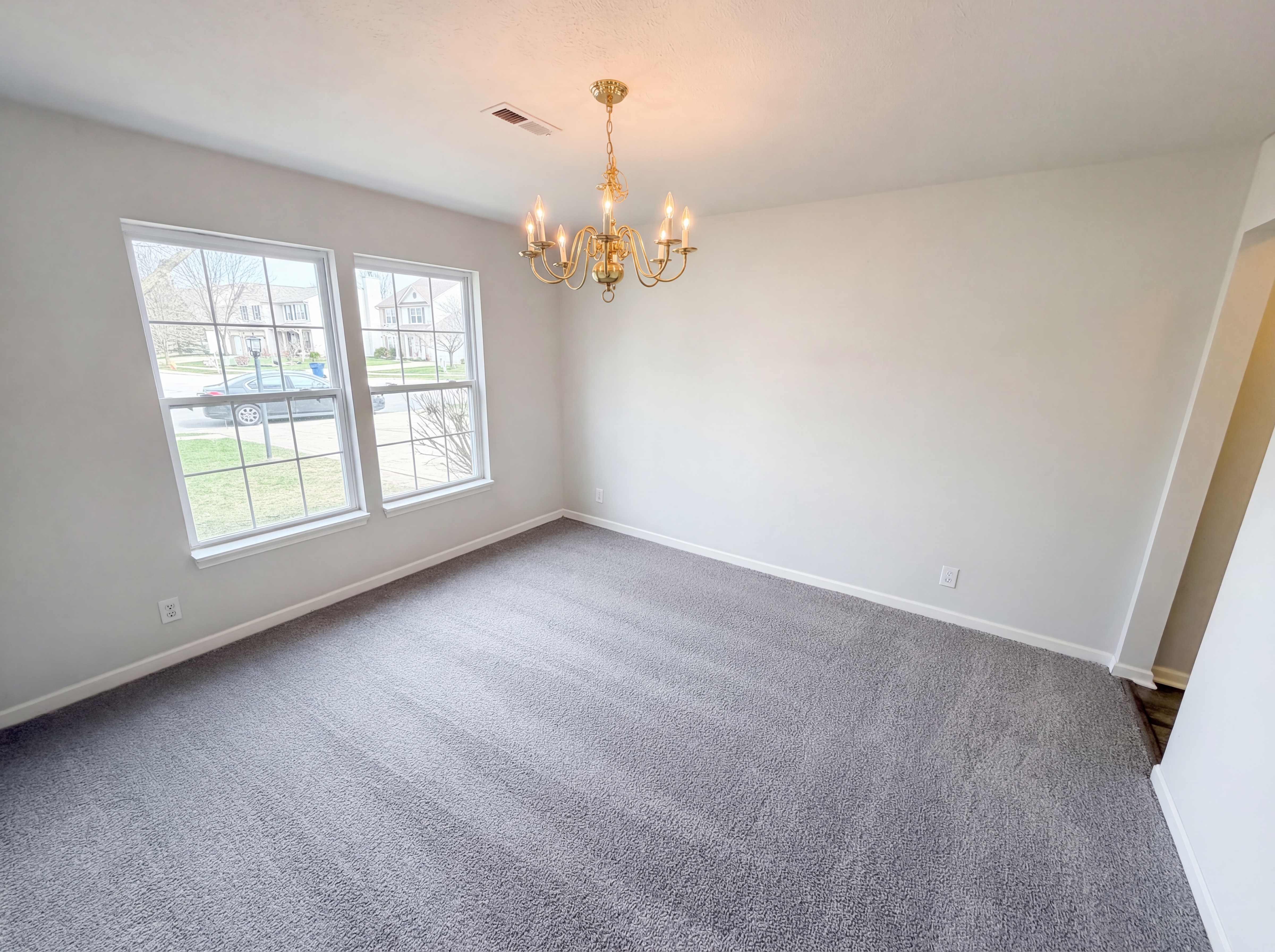 Photo 13 of 31 of 7910 Arvada Pl, Indianapolis, IN
