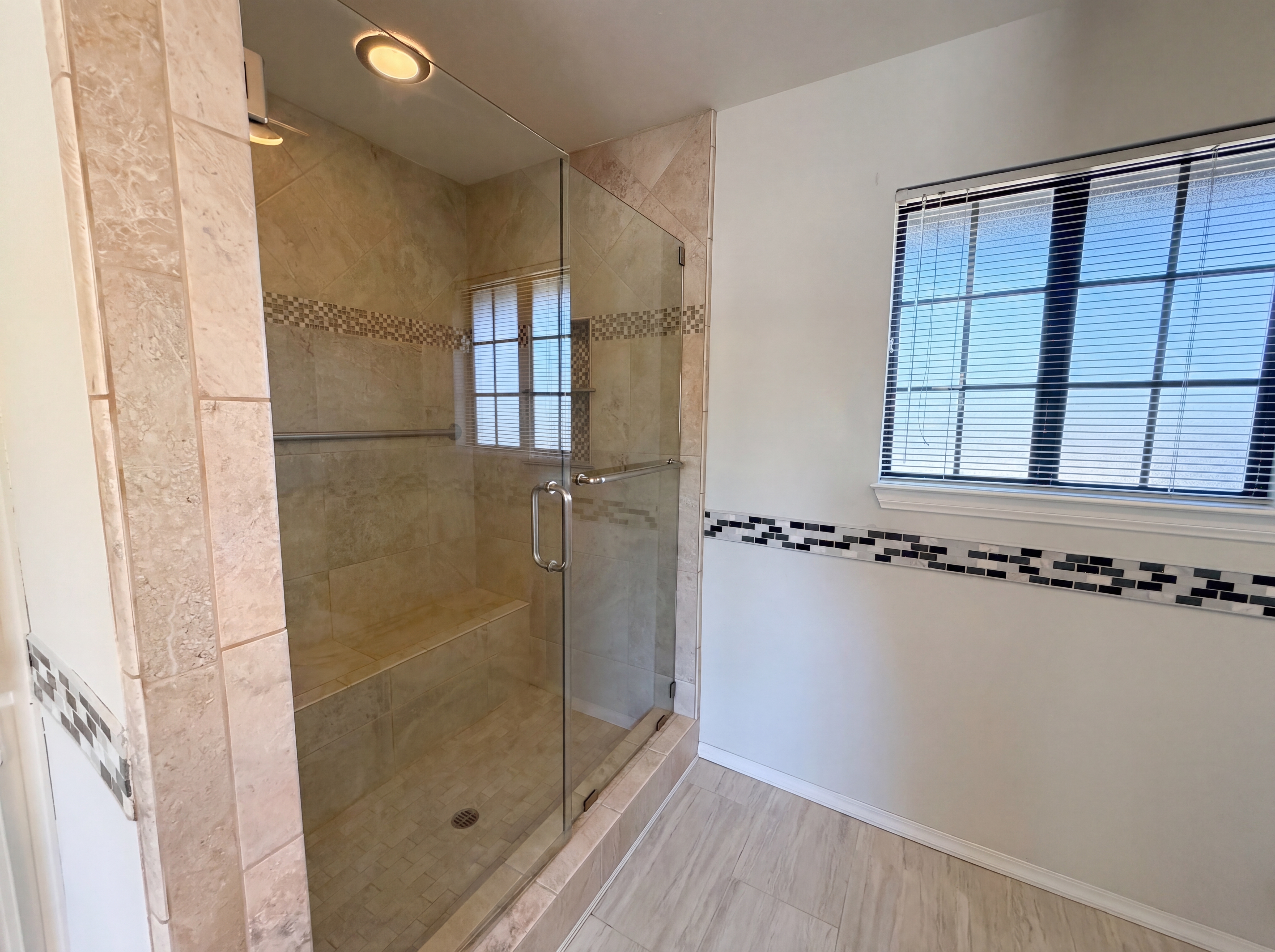Photo 20 of 29 of 15852 Mandan Rd, Apple Valley, CA