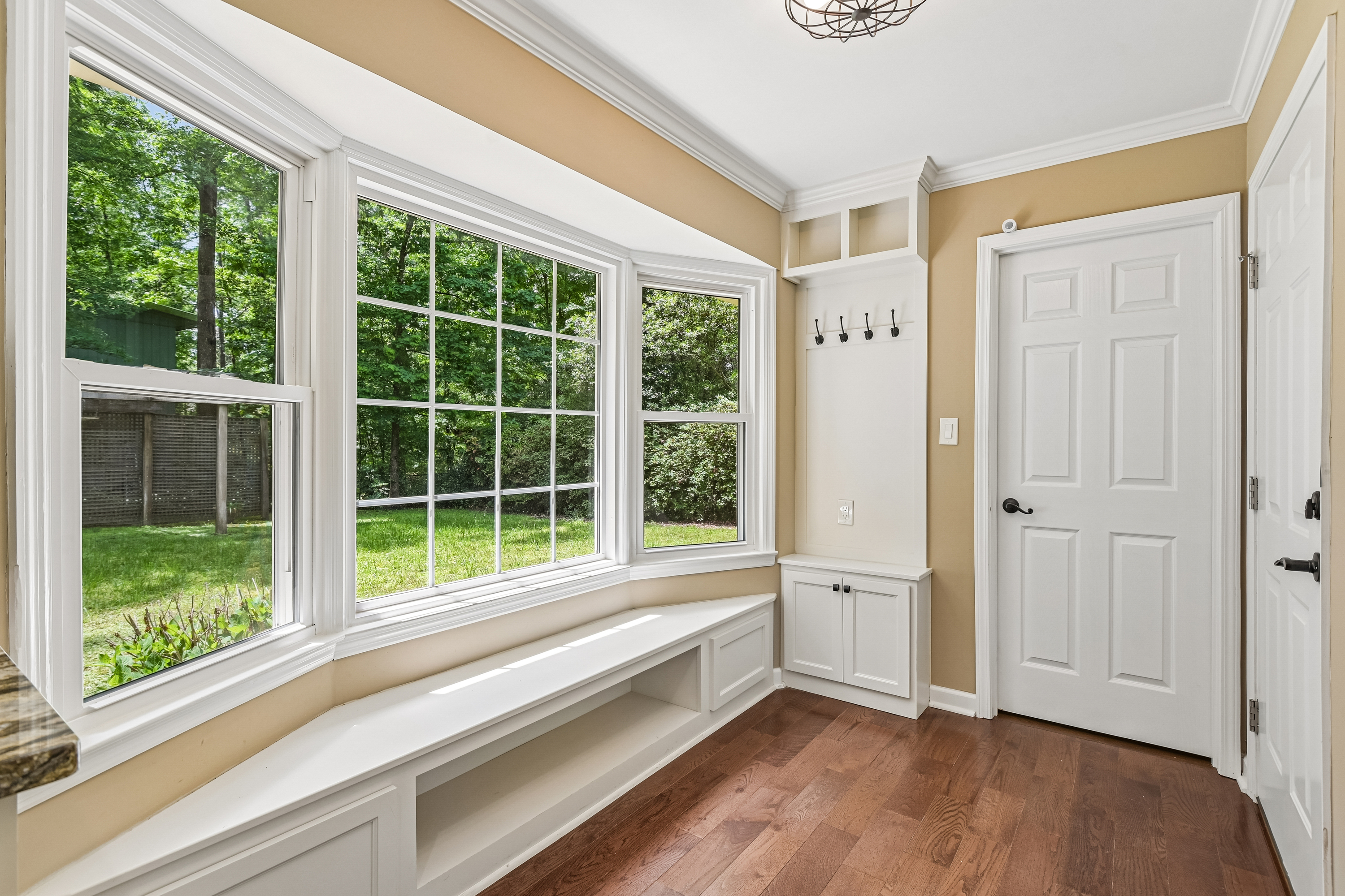 Photo 13 of 47 of 3431 Hickory View Dr NW, Marietta, GA
