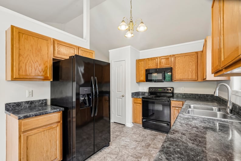 Property photo 2 of 6550 Snowbird Ln