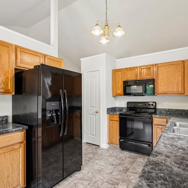 Property photo 2 of 6550 Snowbird Ln