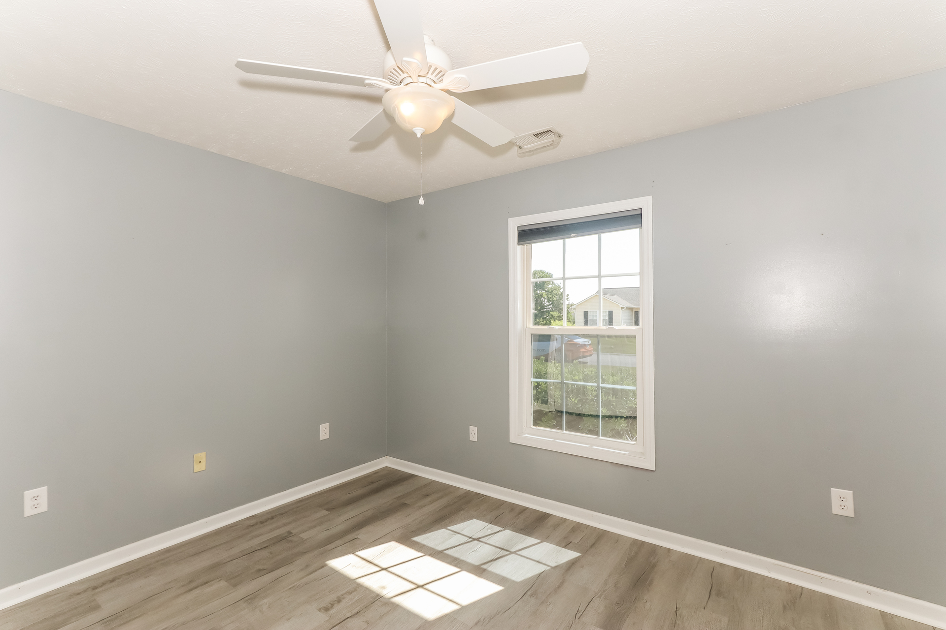 Photo 15 of 21 of 468 Carolina Hickory St, Loris, SC